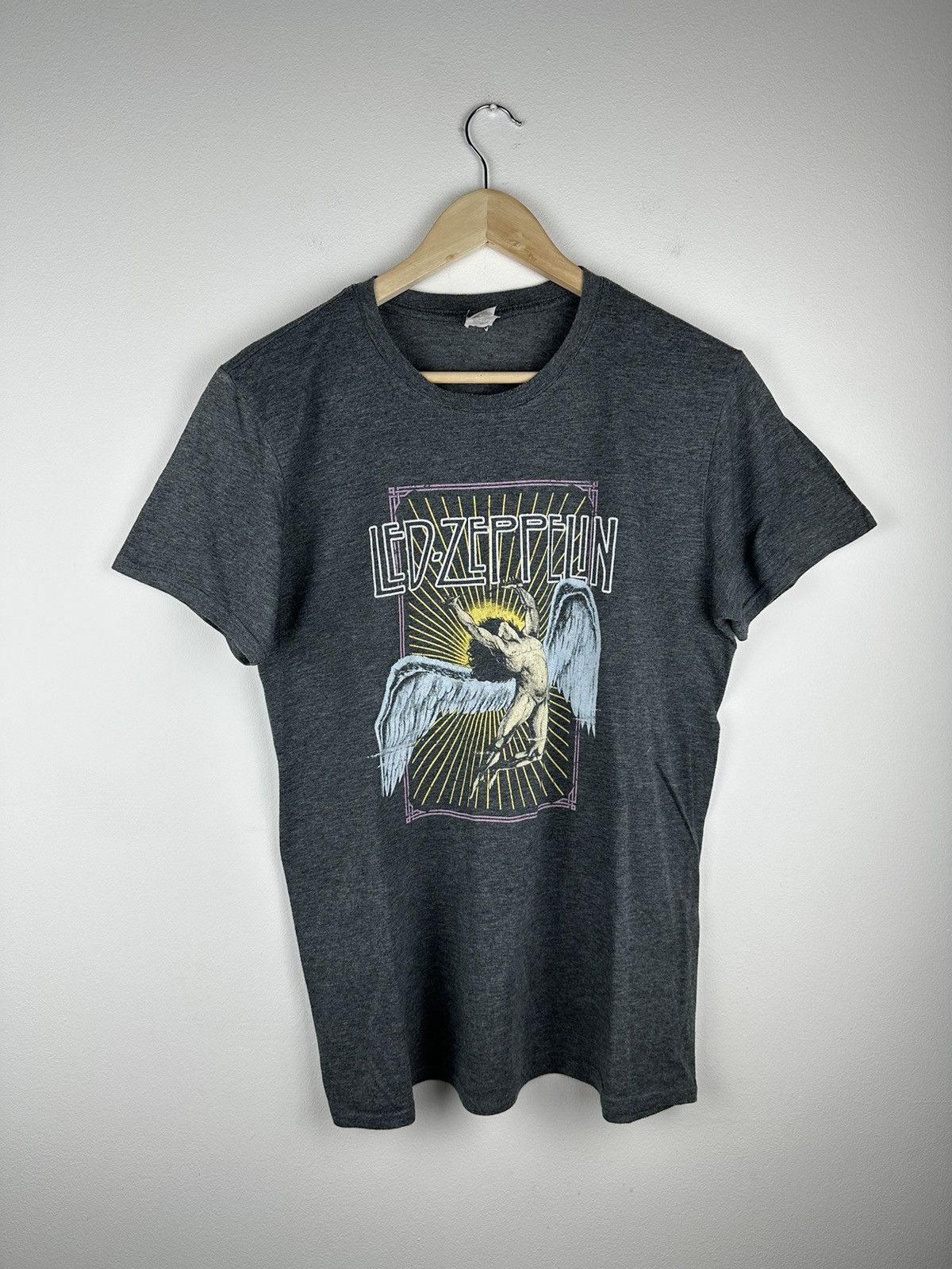 Led Zeppelin X Vintage Vintage Led Zeppelin Rock Band Tee Hoodie, Sweatshirt | PodTeesHub.com
