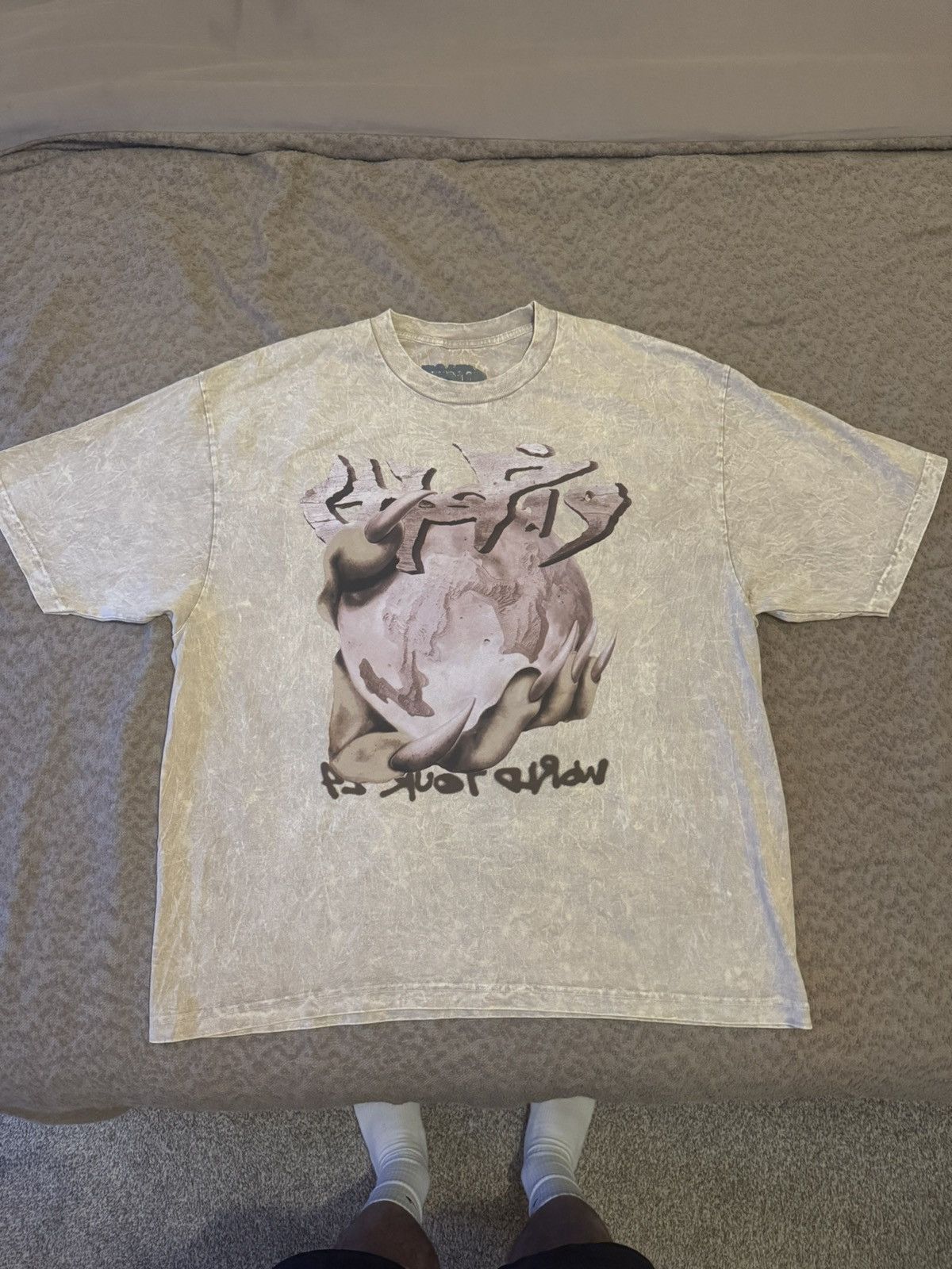 Scott Travis Scott European Tour Circus Maximus Utopia 2xl T-Shirts, Hoodie, Sweatshirt | PodTeesHub.com