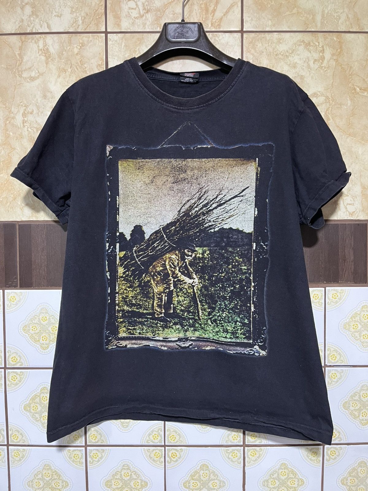 Zeppelin Led Zeppelin Vintage Rare Tee Shirt Hoodie, Sweatshirt | PodTeesHub.com