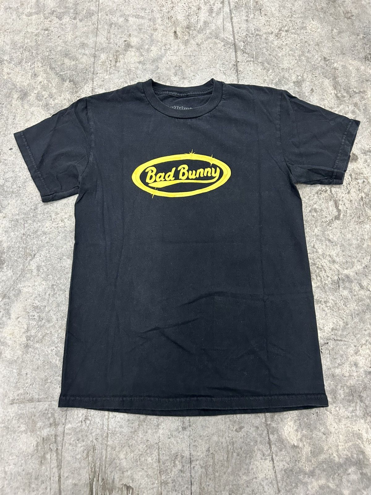 Band Tees Bad Bunny El Ultimo Tour Del Mundo T Shirt Hoodie, Sweatshirt | PodTeesHub.com