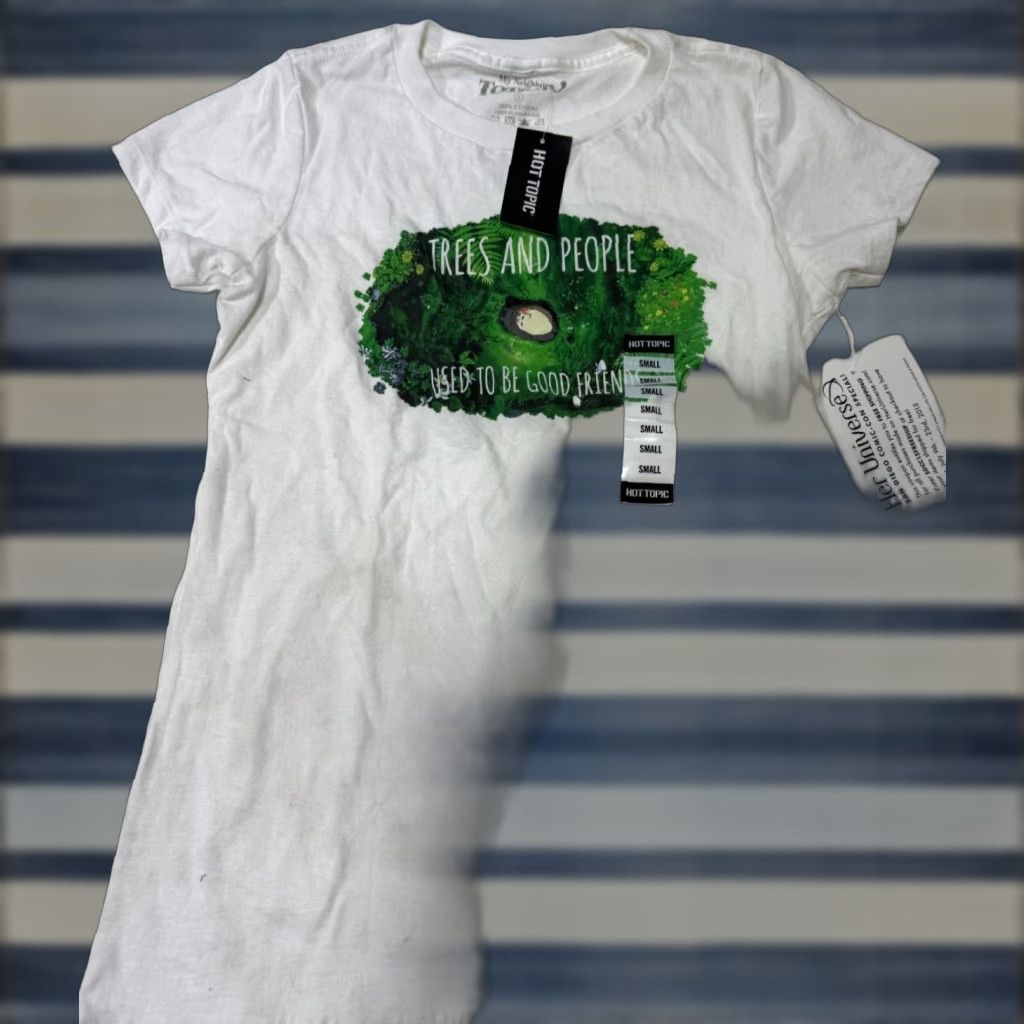 Hot Topic Vintage Studio Ghibli My Neighbor Totoro Hot Topic Small White Anime Hayao M T-Shirts, Hoodie, Sweatshirt