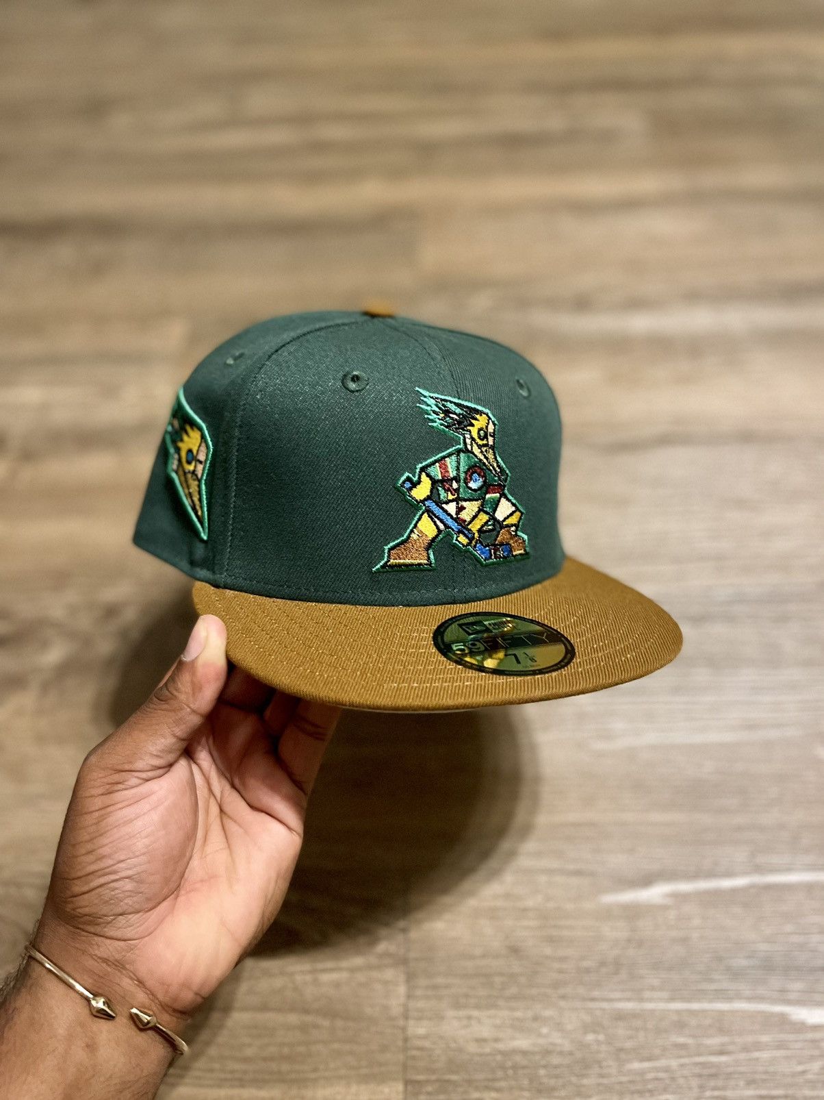 Nhl X New Era New Era Tucson Roadrunners Zelda Link Myfitteds 2 Tone 7 1 8 T-Shirts, Hoodie, Sweatshirt | PodTeesHub.com