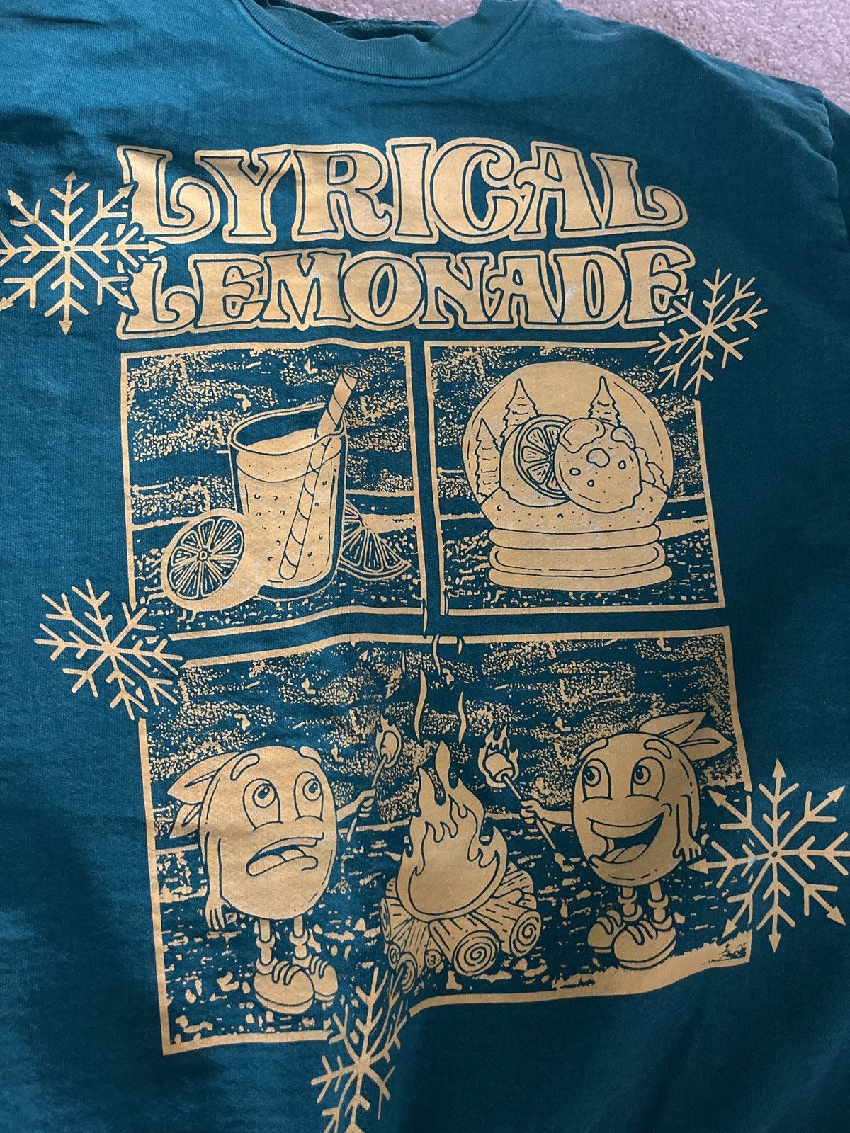 Vintage Lyrical Lemonade Christmas Graphic Crewneck T-Shirts, Hoodie, Sweatshirt | PodTeesHub.com