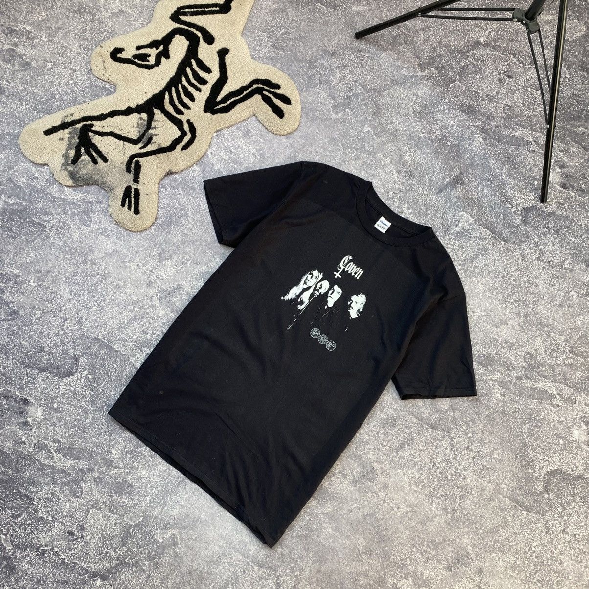 Band Tees Vintage Coven Big Logo Graphic Y2k Band Tee Hoodie, Sweatshirt | PodTeesHub.com