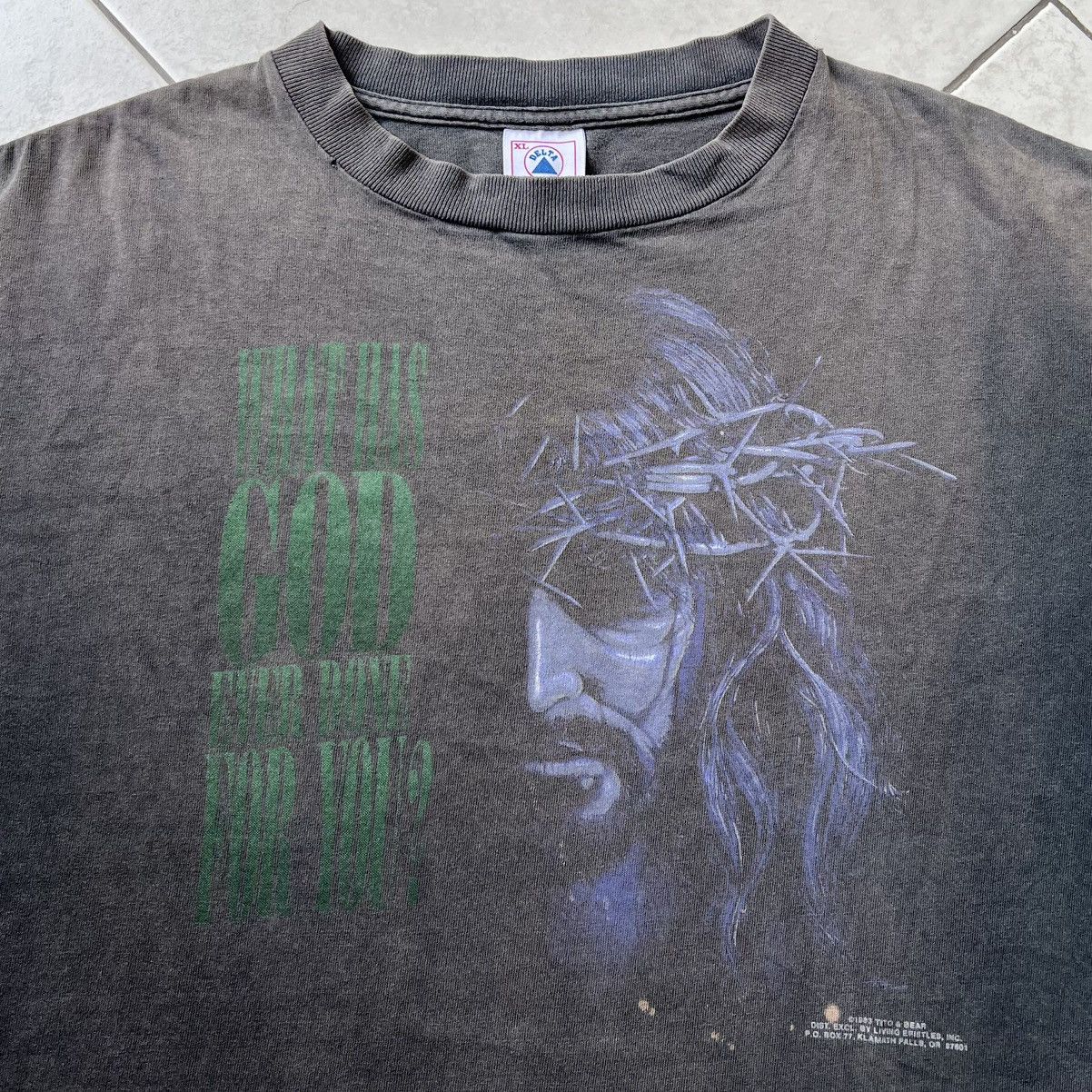 4gseller Faded 90s Vintage Jesus T Shirts Hoodie, Sweatshirt | PodTeesHub.com