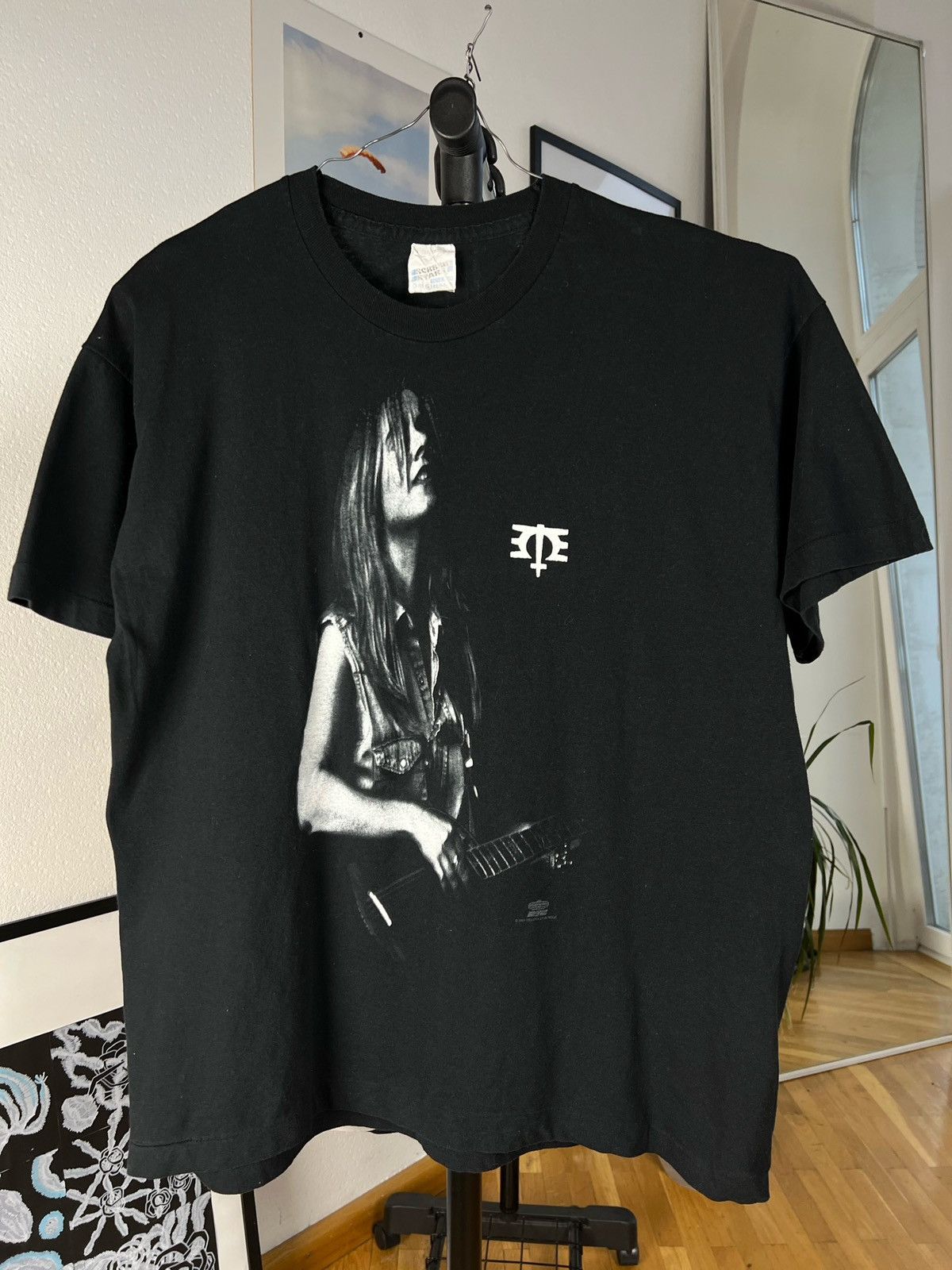 Vintage 90s Melissa Etheridge Me Live Tour Black Faded Tee Hoodie, Sweatshirt | PodTeesHub.com