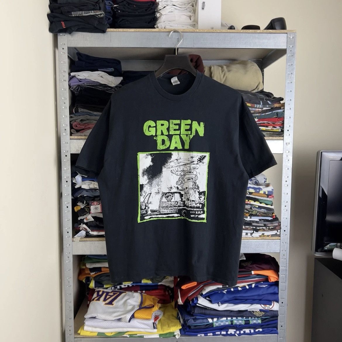 Band Tees Rare Green Day The Saviors Tour Basket Case Tee Big Logo Y2k Hoodie, Sweatshirt | PodTeesHub.com