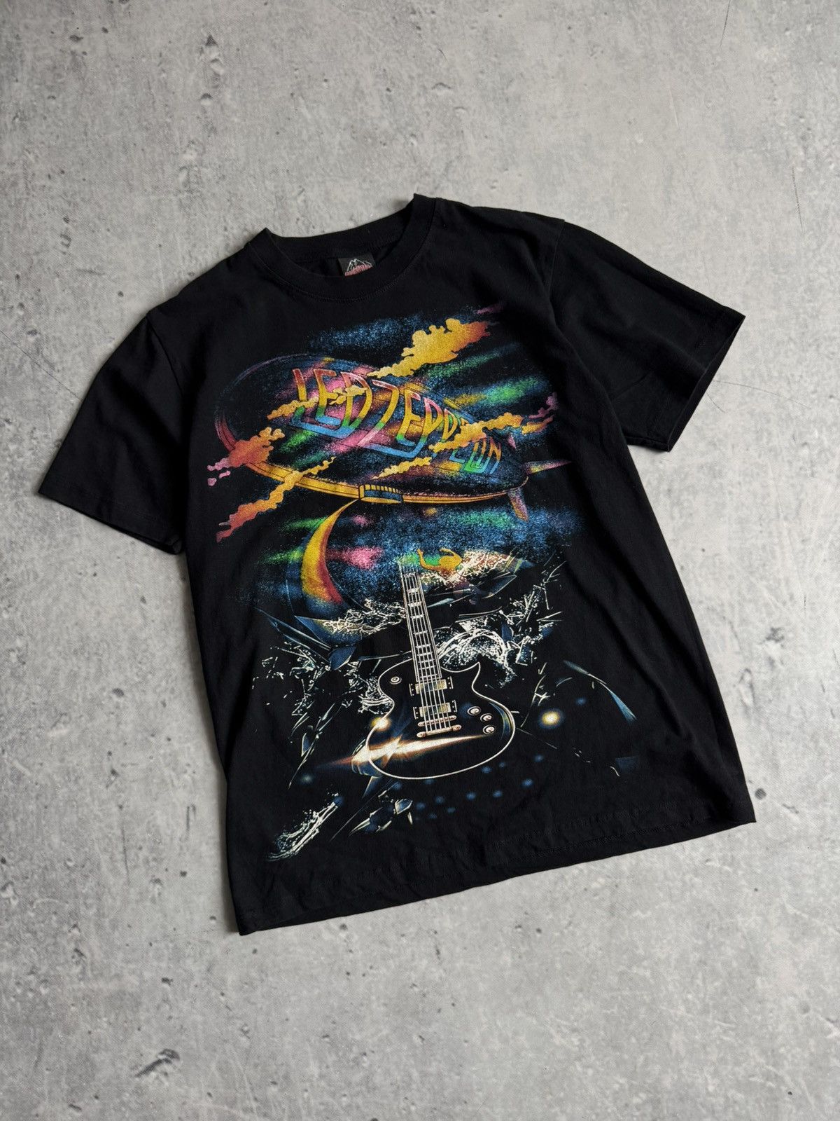 Zeppelin Led Zeppelin Rock Tee Vintage 00s Big Logo Hoodie, Sweatshirt | PodTeesHub.com