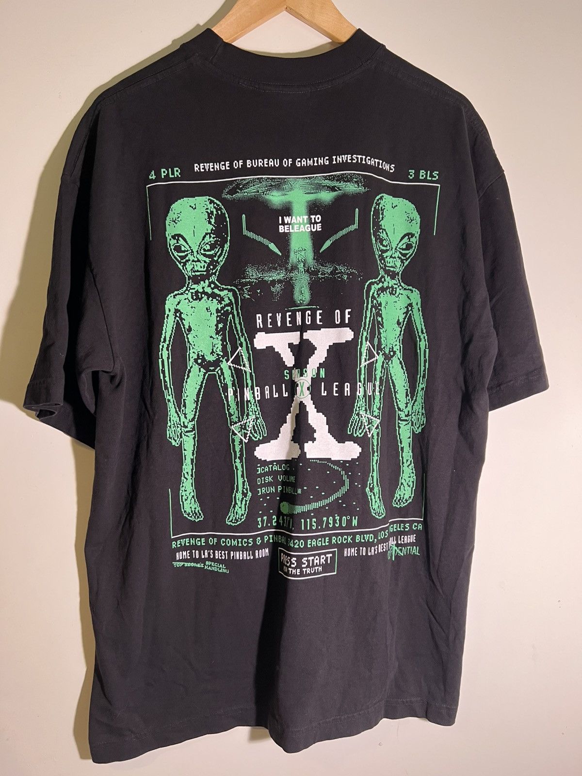 Pinball League Alien Designer Retro Tee Hoodie, Sweatshirt | PodTeesHub.com