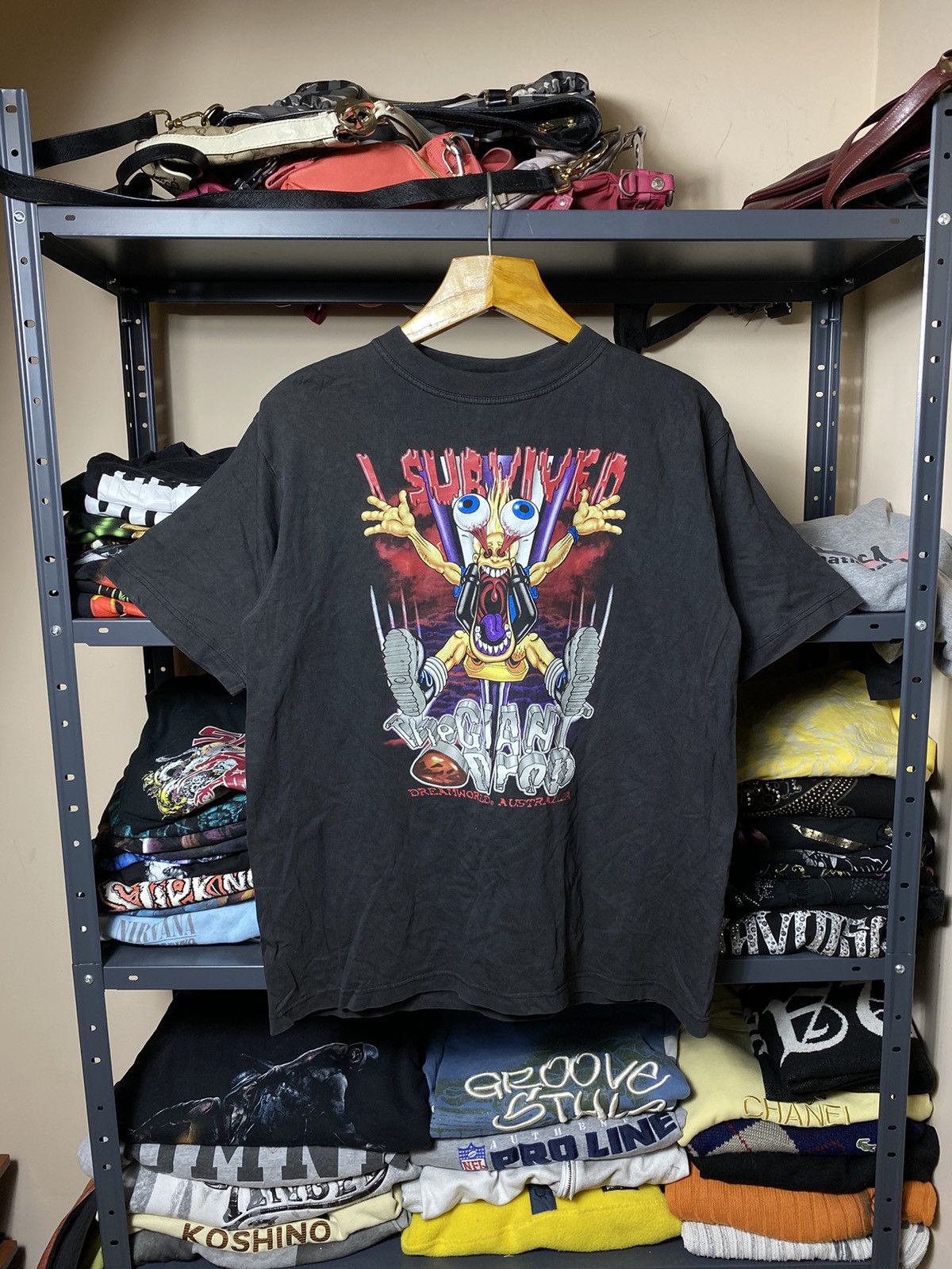 Vintage Dreamworld The Giant Drop T Shirt 90s Hoodie, Sweatshirt | PodTeesHub.com
