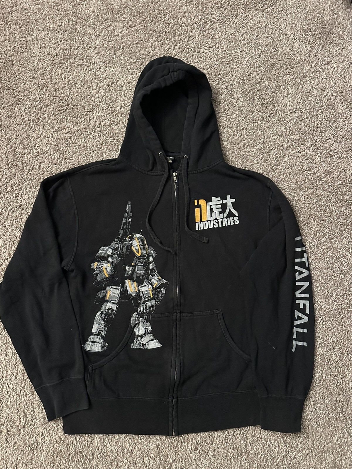 Vintage Xbox One Titanfall Video Game Promo Release Hoodie T-Shirts, Sweatshirt | PodTeesHub.com