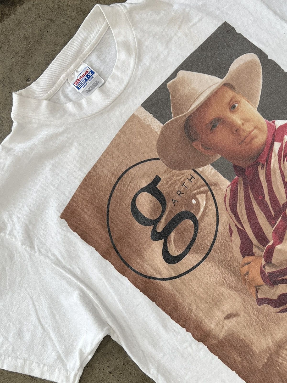 Band Vintage 90s Garth Brooks Country Tour Large T-Shirts, Hoodie, Sweatshirt