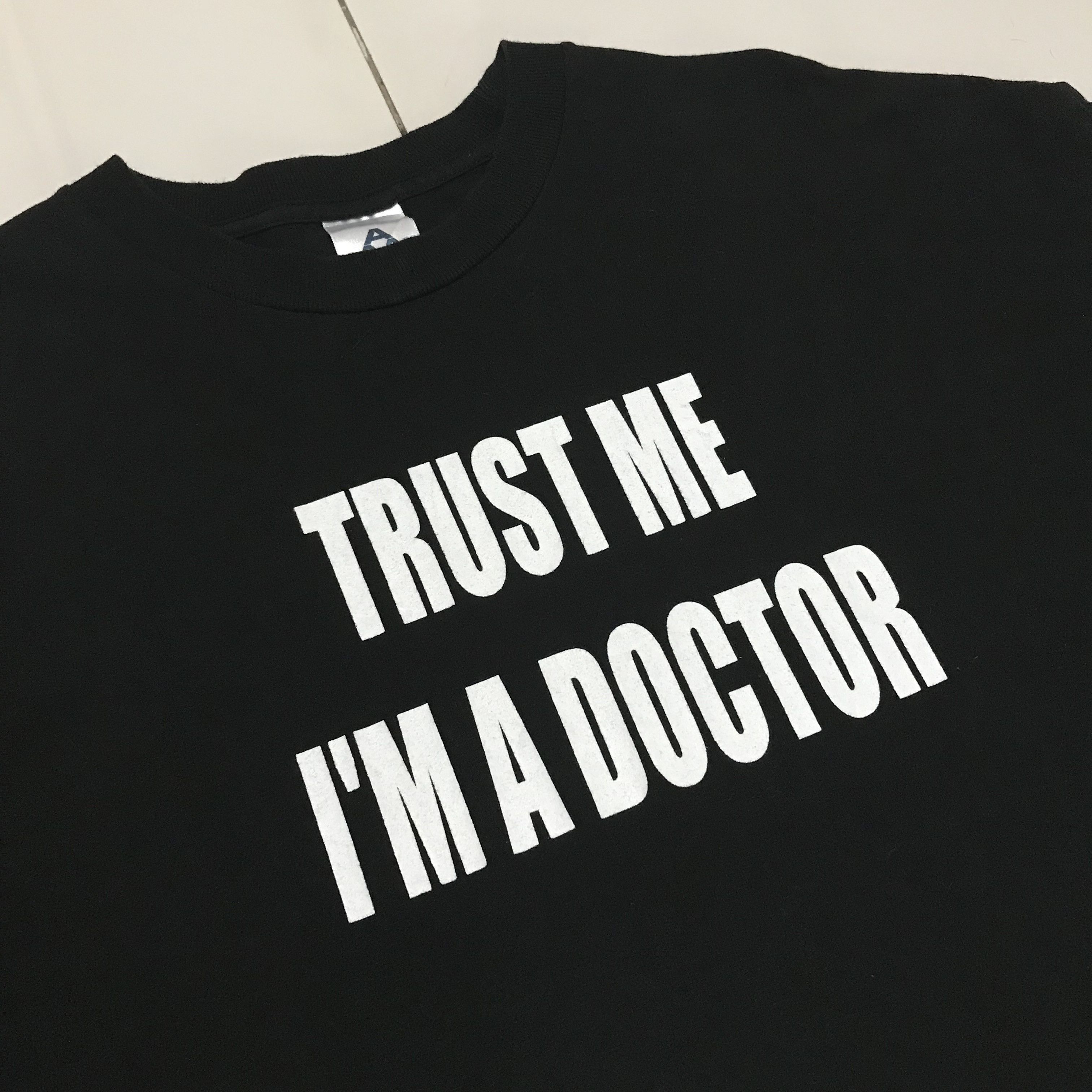 Vintage Trust Me I M A Doctor Funny Movie Promo Tee Shirt Hoodie, Sweatshirt | PodTeesHub.com