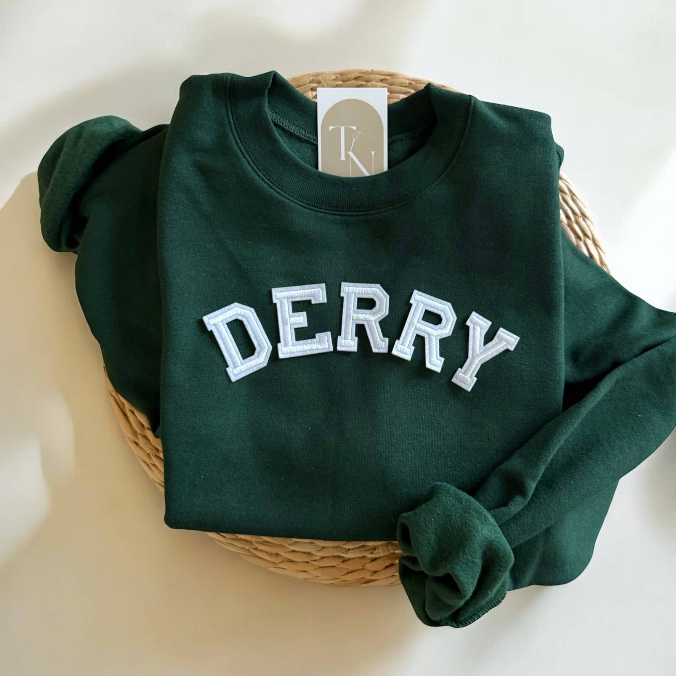 Derry Sweatshirt, Irish Gifts T-Shirts, Hoodie | PodTeesHub.com
