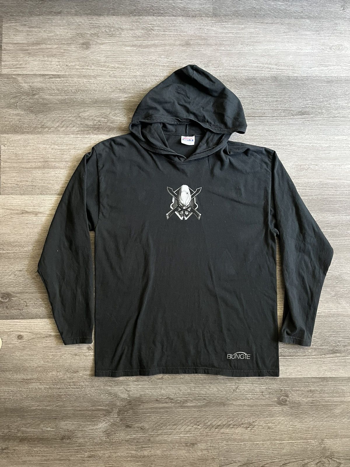 Vintage Halo 2 2004 Legendary Hoodie Tshirt Sweatshirt | PodTeesHub.com