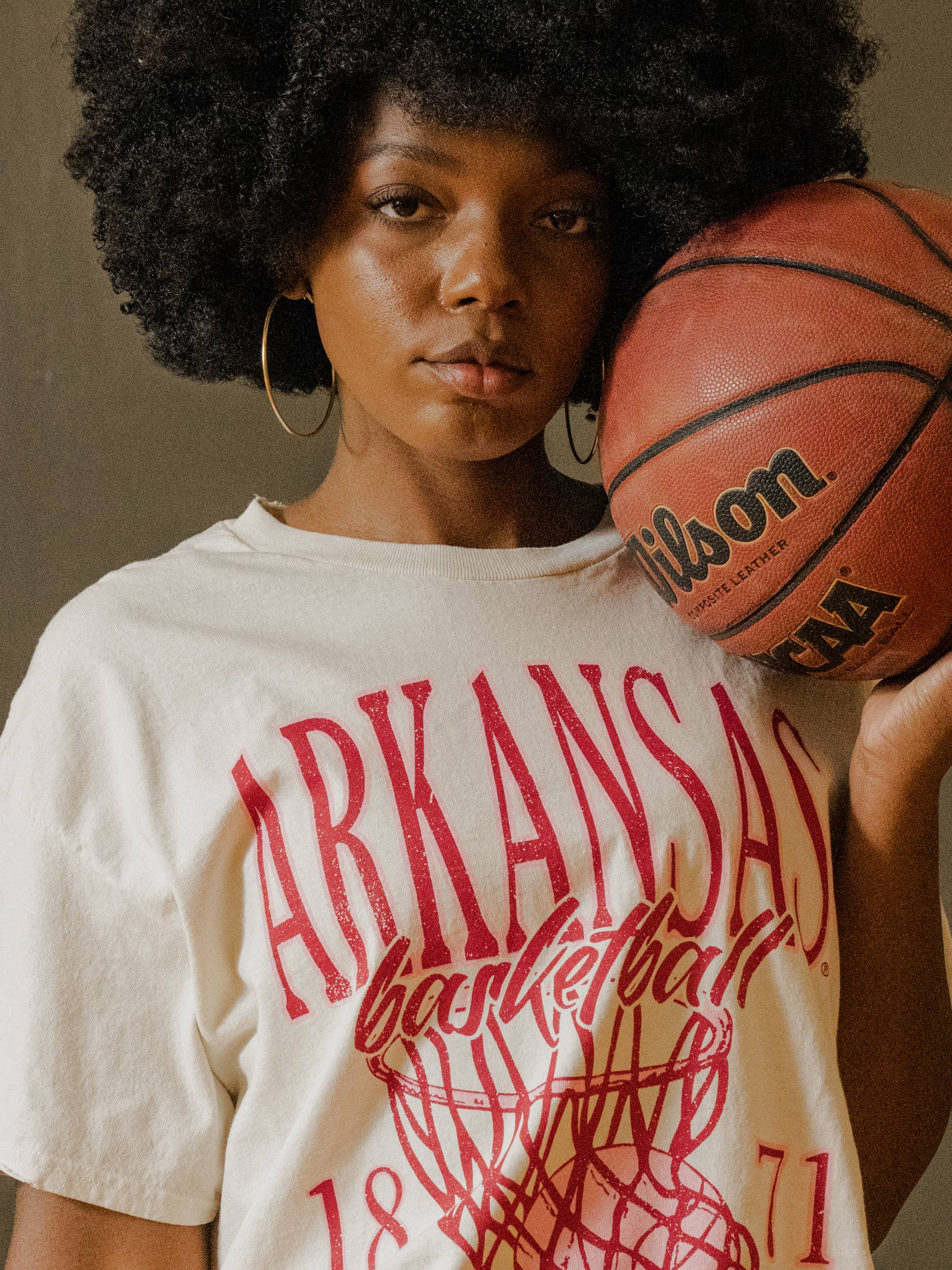 Arkansas Razorbacks Big Basketball Off White Thrifted Tee Hoodie, Sweatshirt | PodTeesHub.com