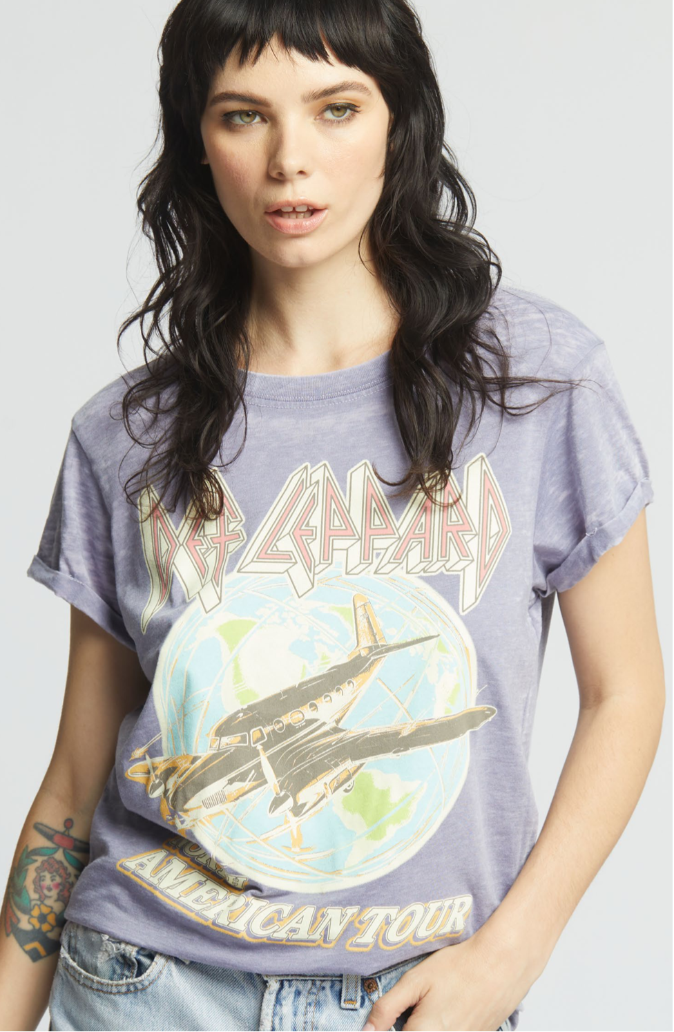 303276 - 930 Def Leppard Burn Out Graphic Tee Hoodie, Sweatshirt | PodTeesHub.com