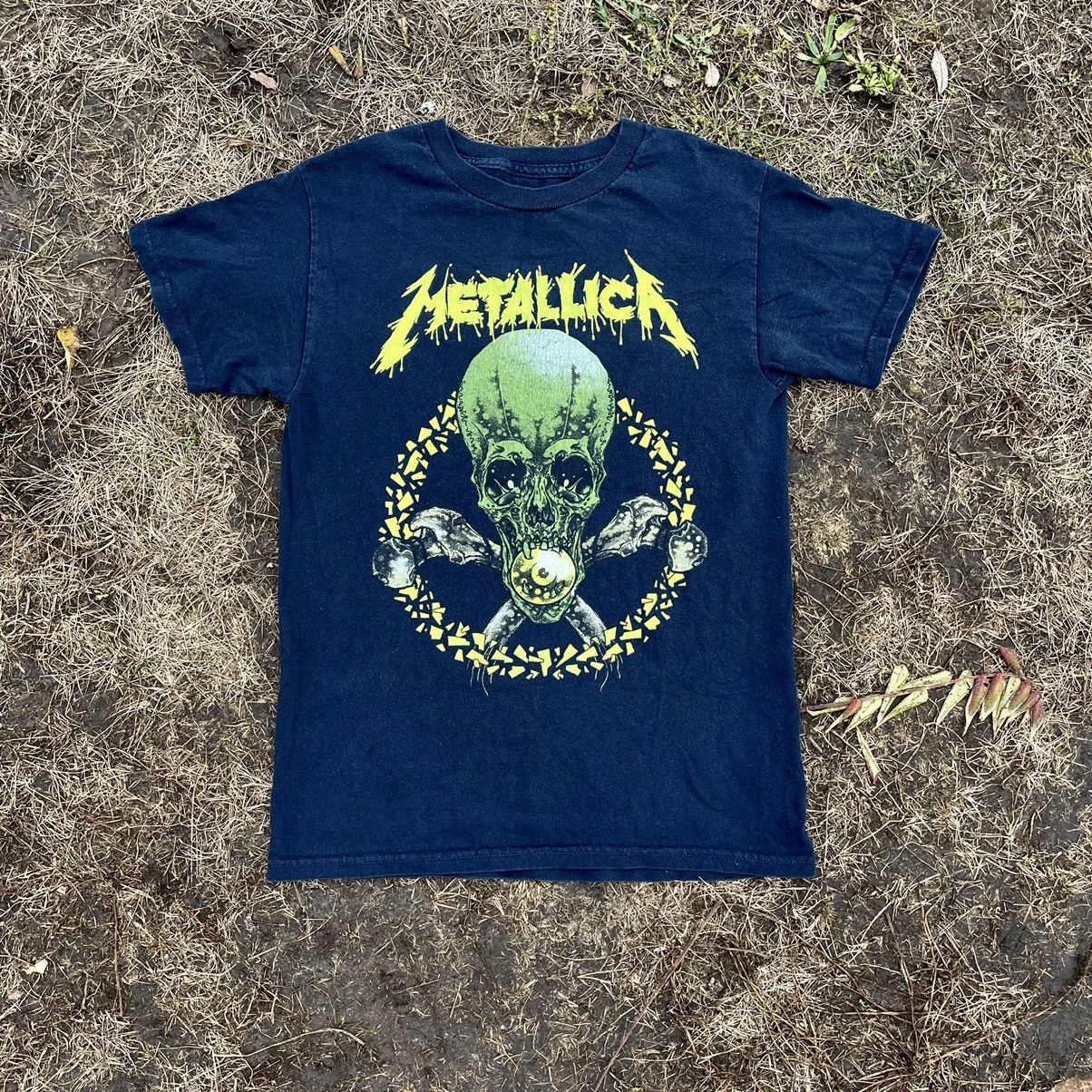 Vintage Y2k Y2k Metallica Distressed Band Rock Streetwear T-Shirts, Hoodie, Sweatshirt | PodTeesHub.com