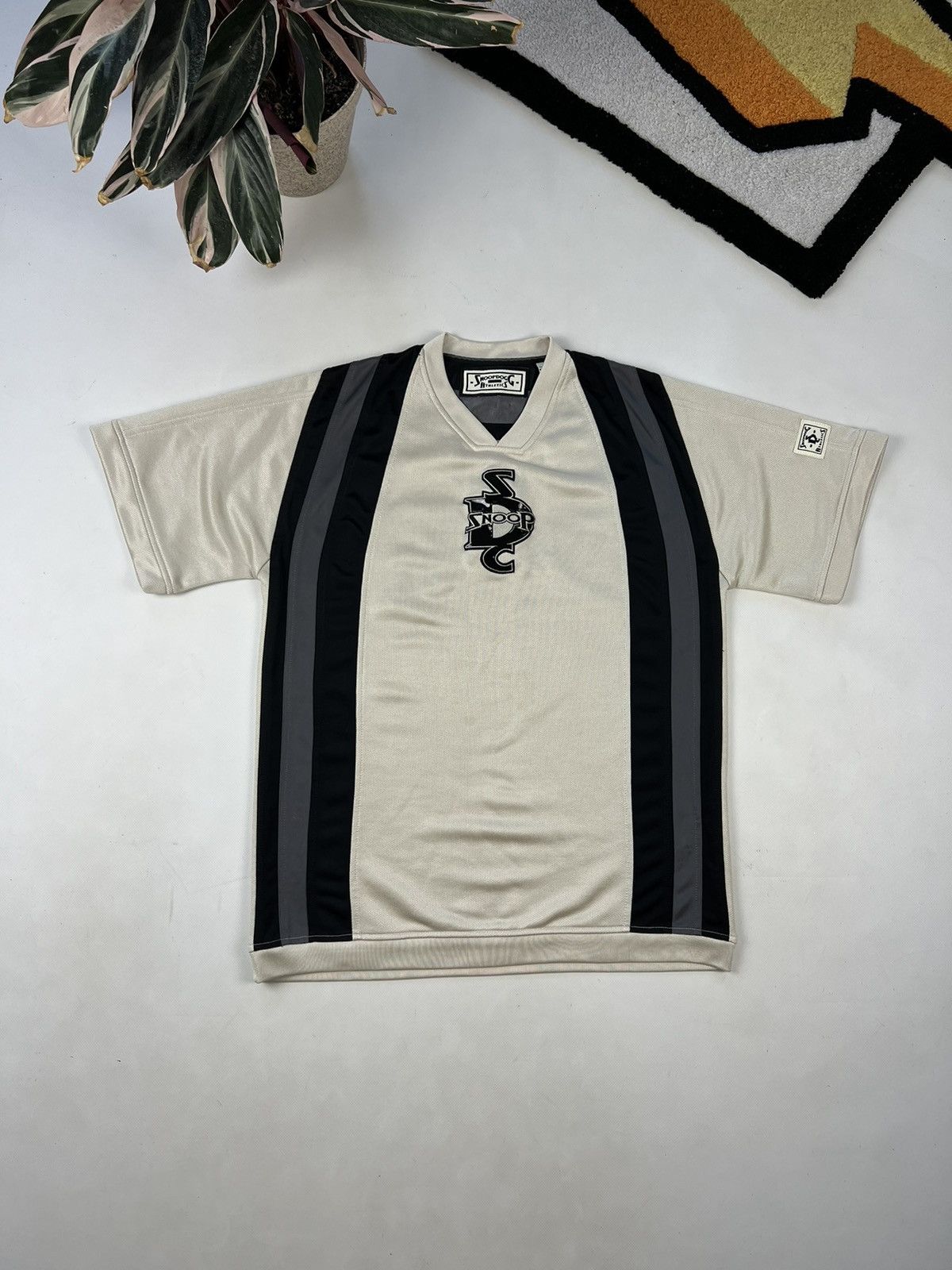 Rap Tees X Vintage Vintage Snoop Dogg Rap Tee Jersey 90s Tshirt D12 Hoodie, Sweatshirt | PodTeesHub.com