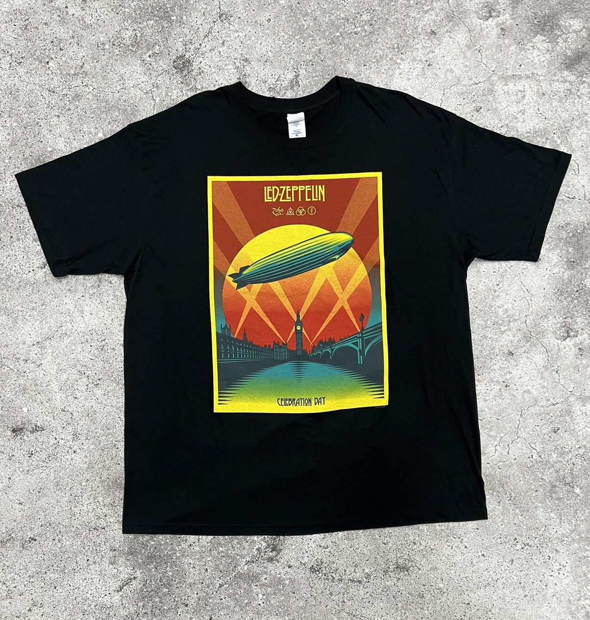 Zeppelin 2012 Led Zeppelin Band Tee Hoodie, Sweatshirt | PodTeesHub.com