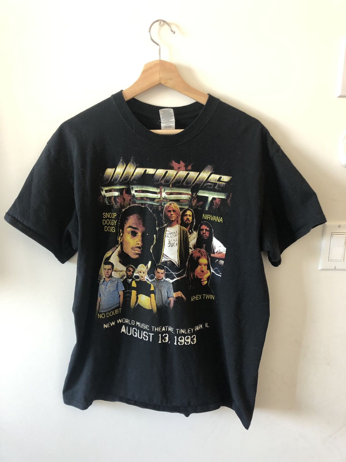 Vintage Ill Roots Concert Tee Hoodie, Sweatshirt | PodTeesHub.com