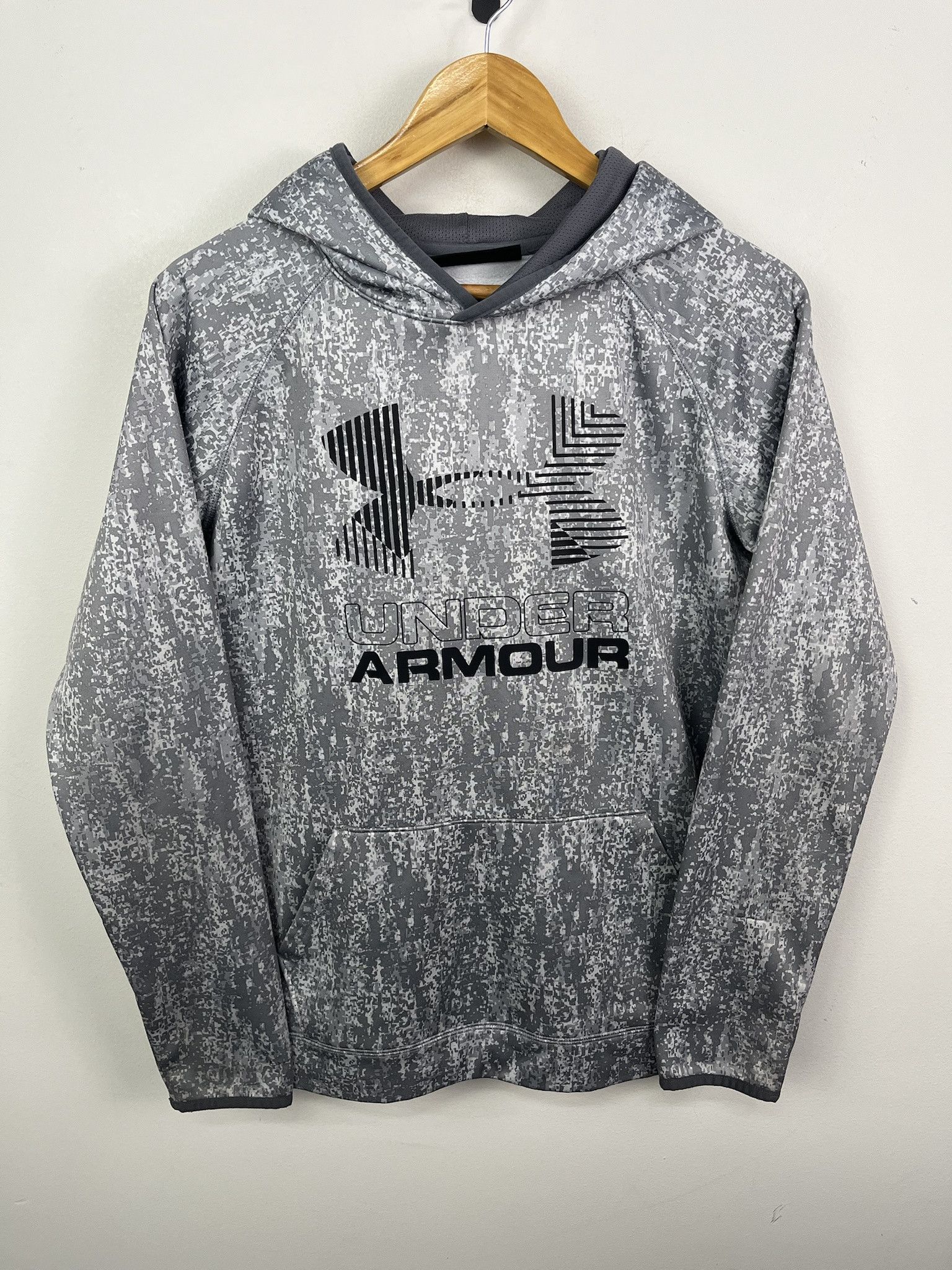 Vintage 00 S Y2k Under Armour Grey Digital Camo Pullover Hoodie Size Youth Xl T-Shirts, Sweatshirt | PodTeesHub.com