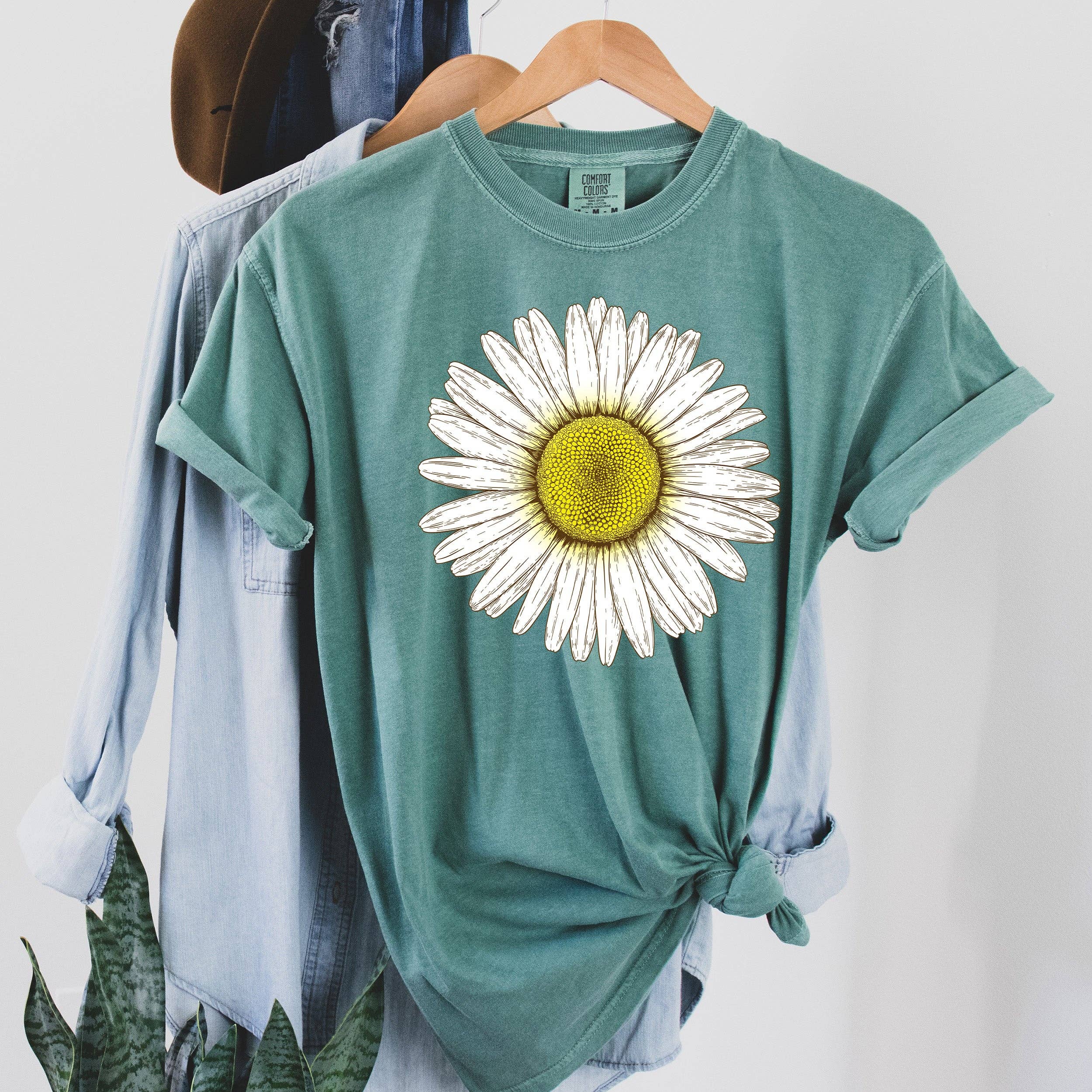 Daisy Floral Plant Lover Vintage T-Shirt Hoodie, Sweatshirt | PodTeesHub.com