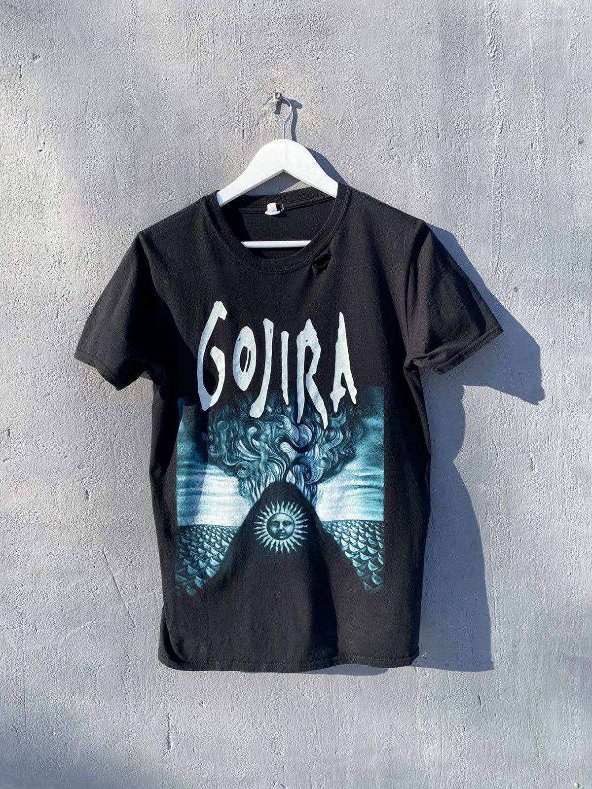 Band Tees Vintage Gojira Heavy Metal Band T Shirt Hoodie, Sweatshirt | PodTeesHub.com