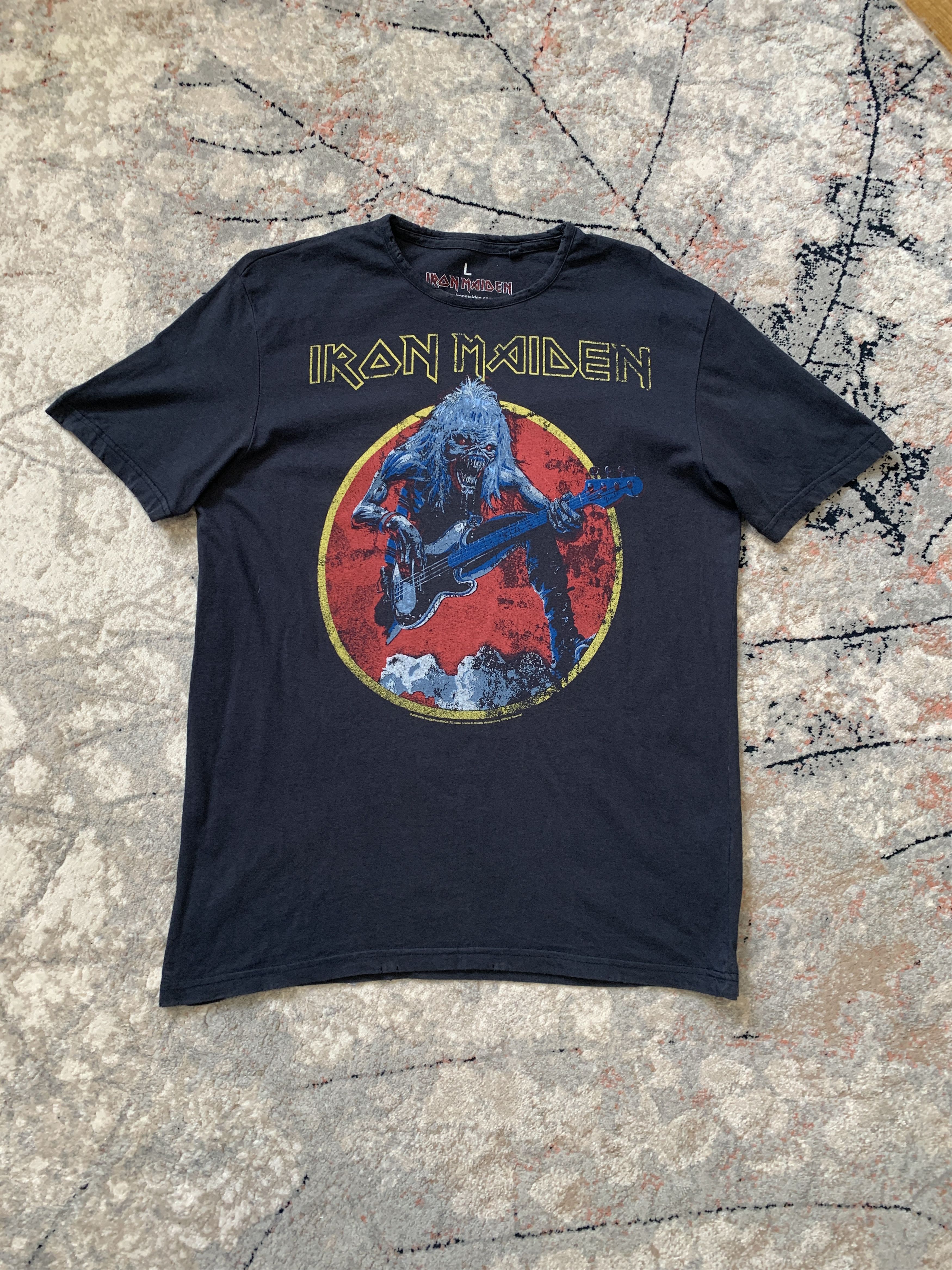 Iron Maiden Vintage 2009 T Shirt Hoodie, Sweatshirt | PodTeesHub.com
