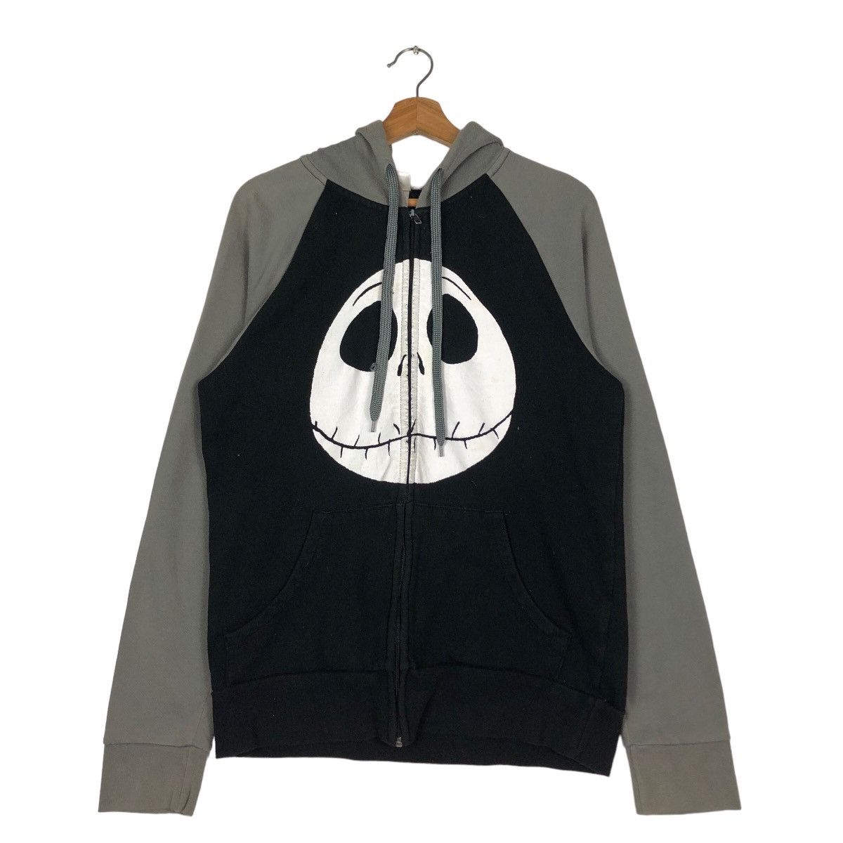 Japanese Brand Hoodie Pull Over Movie Scary Skeleton Big Logo T-Shirts, Sweatshirt | PodTeesHub.com