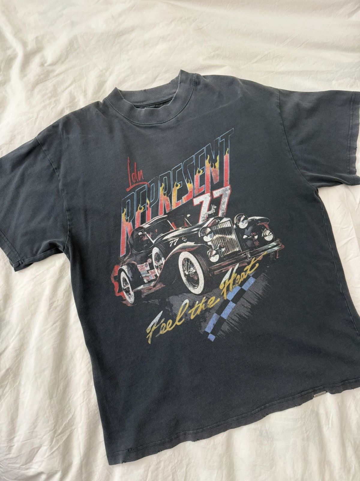 Clo Represent Clo Feel The Heat Car Vintage Black Graphic Tee Hoodie, Sweatshirt | PodTeesHub.com