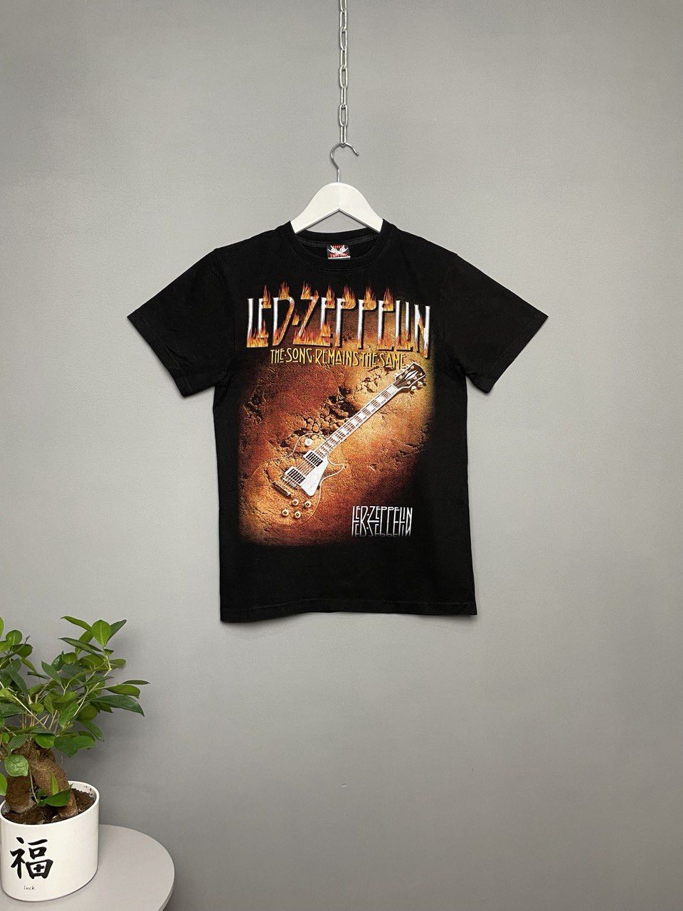 Led Zeppelin X Vintage Vintage Led Zeppelin The Song Remains The Same Rock Tee Hoodie, Sweatshirt | PodTeesHub.com