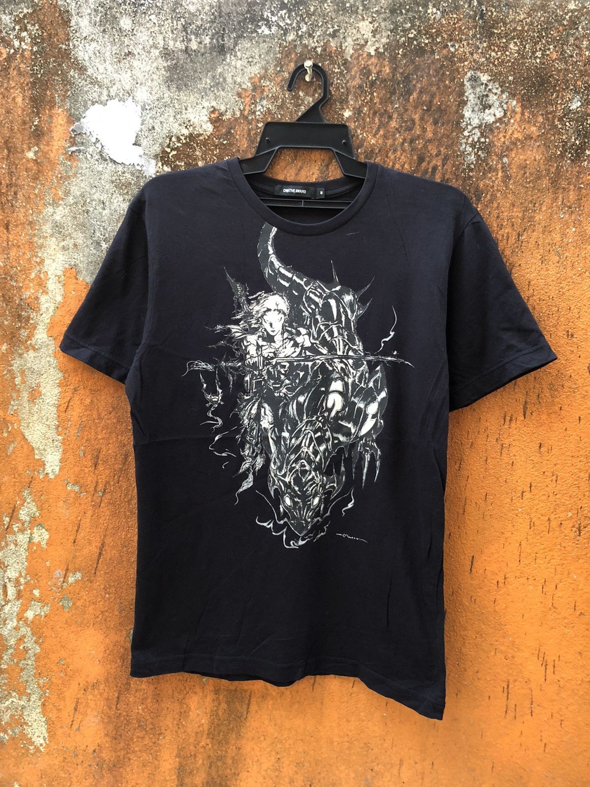 Uniqlo By Yoshitaka Amano Collaboration Tee Final Fantasy Hoodie, Sweatshirt | PodTeesHub.com