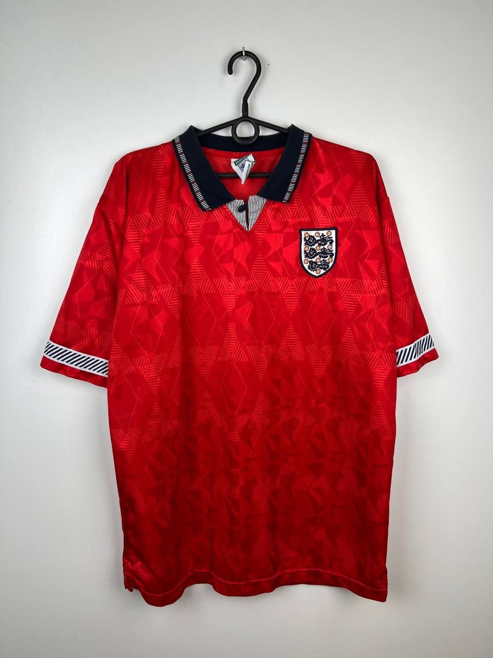 Vintage England Official Retro Soccer T Shirts Size L Hoodie, Sweatshirt | PodTeesHub.com