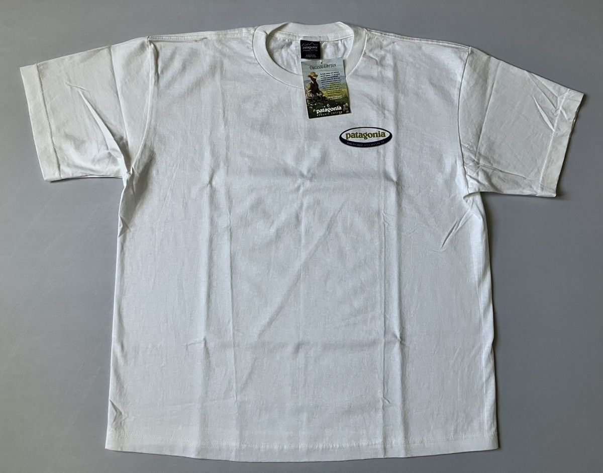 Patagonia New Rare Vintage Patagonia Oval Logo 90s White Kid S T Shirt Hoodie, Sweatshirt | PodTeesHub.com