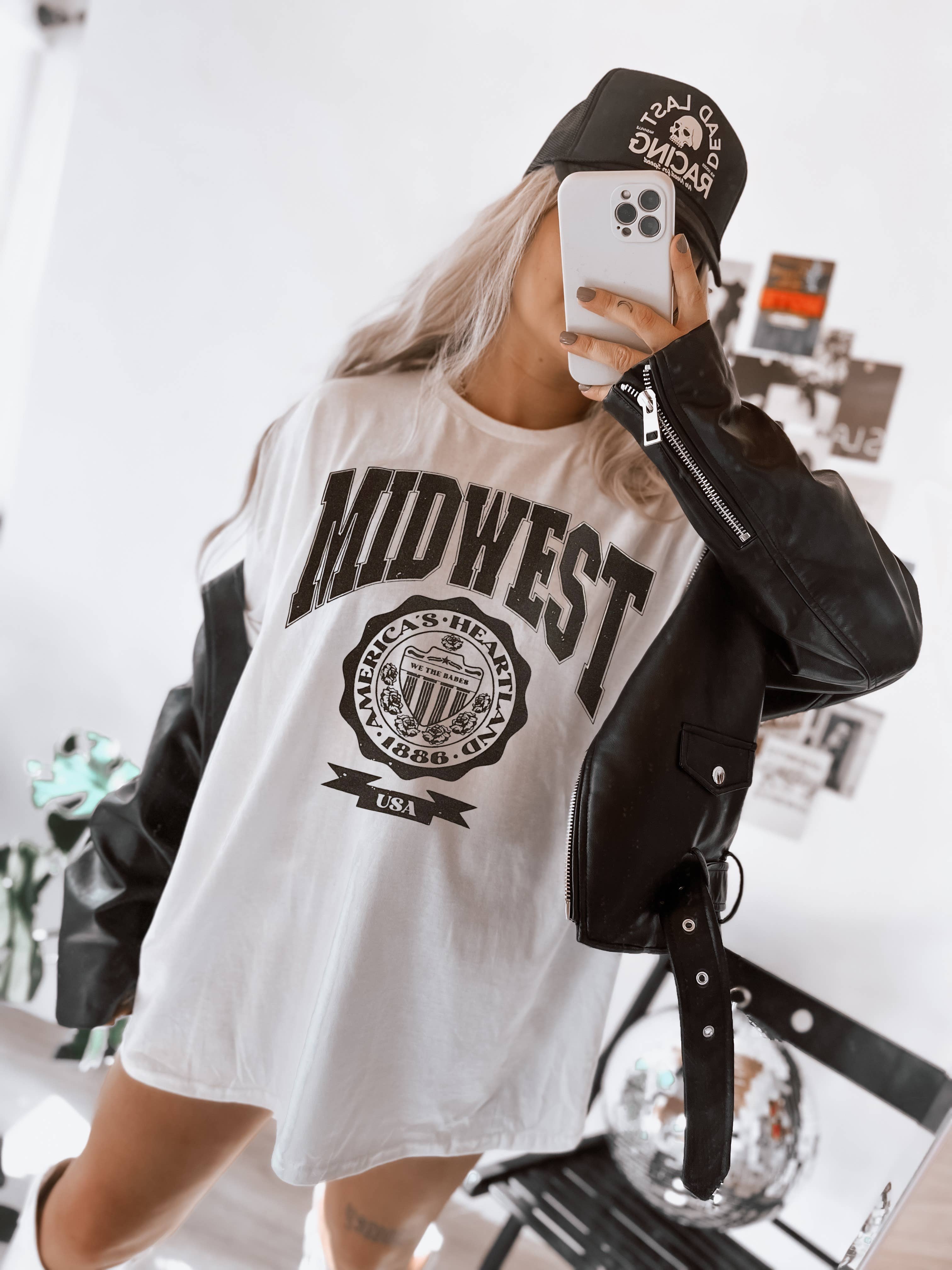 Midwest Trendy Aesthetic Graphic Tee - Ivory Hoodie, Sweatshirt | PodTeesHub.com