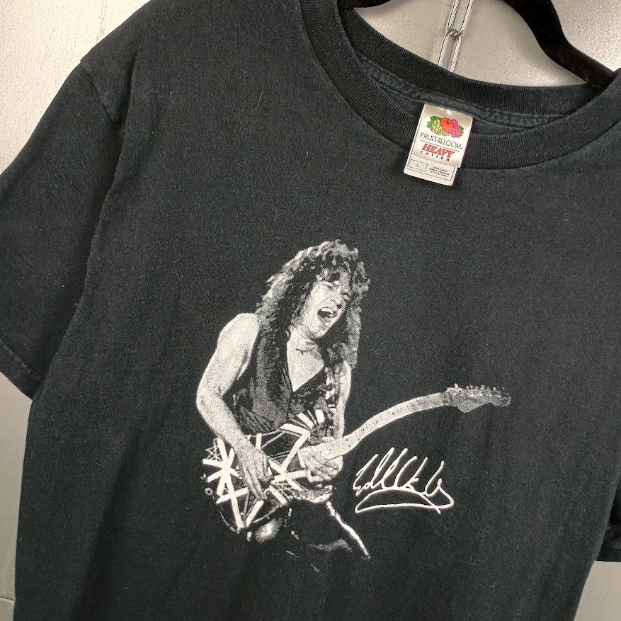 Vintage Eddie Van Halen Frankenstrat Vintage Rock Band T Shirt Large Hoodie, Sweatshirt | PodTeesHub.com