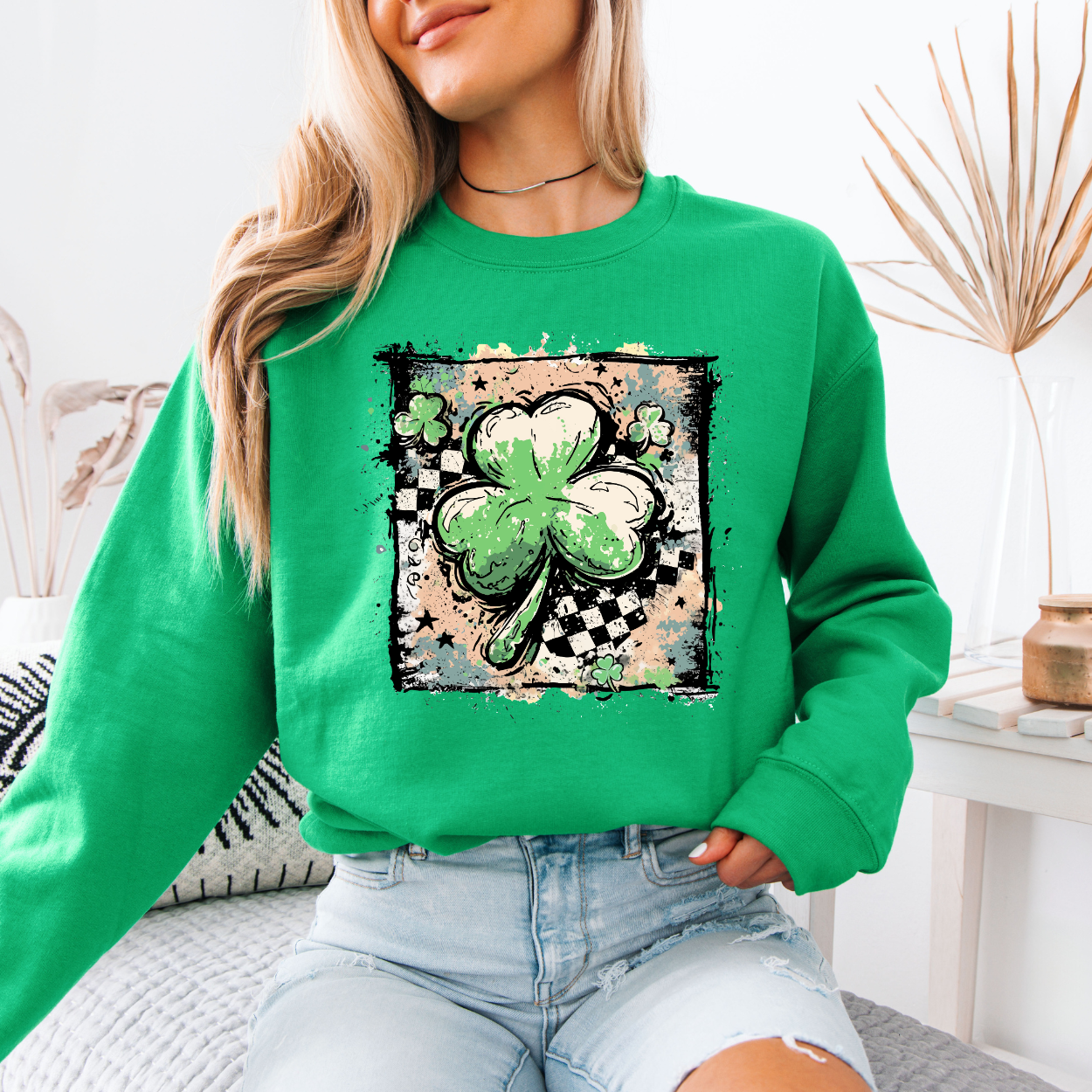 Grunge Clover | Unisex Crewneck Sweatshirt [Gildan] T-Shirts, Hoodie | PodTeesHub.com