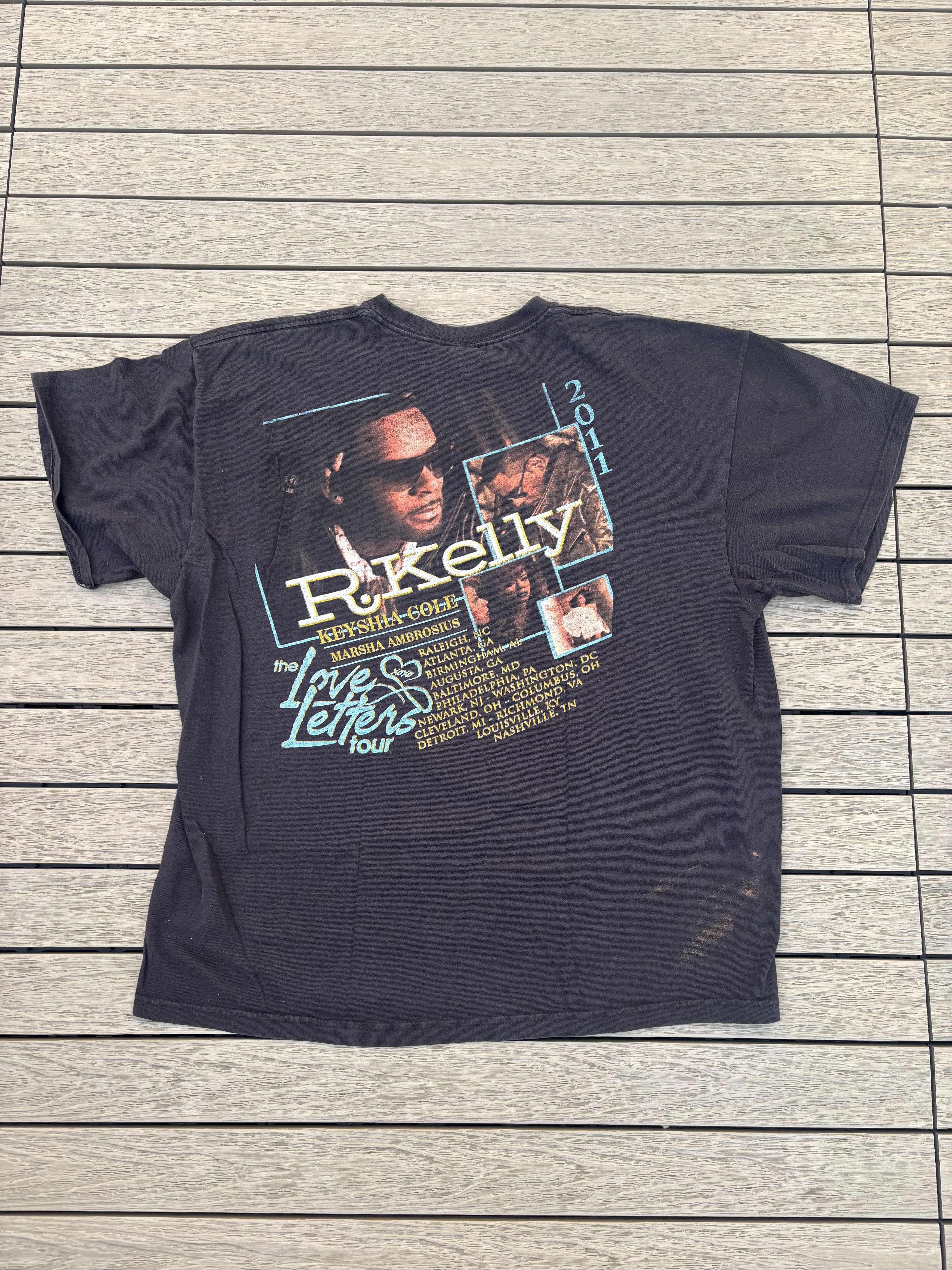 Band Tees R Kelly Vintage 2011 Love Letters Tour Tee Xxl Hoodie, Sweatshirt | PodTeesHub.com