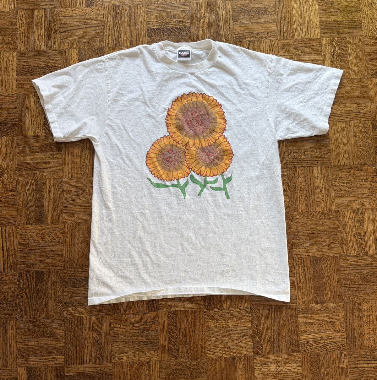 Vintage 90s Sunflower Art Graphic Tee Hoodie, Sweatshirt | PodTeesHub.com