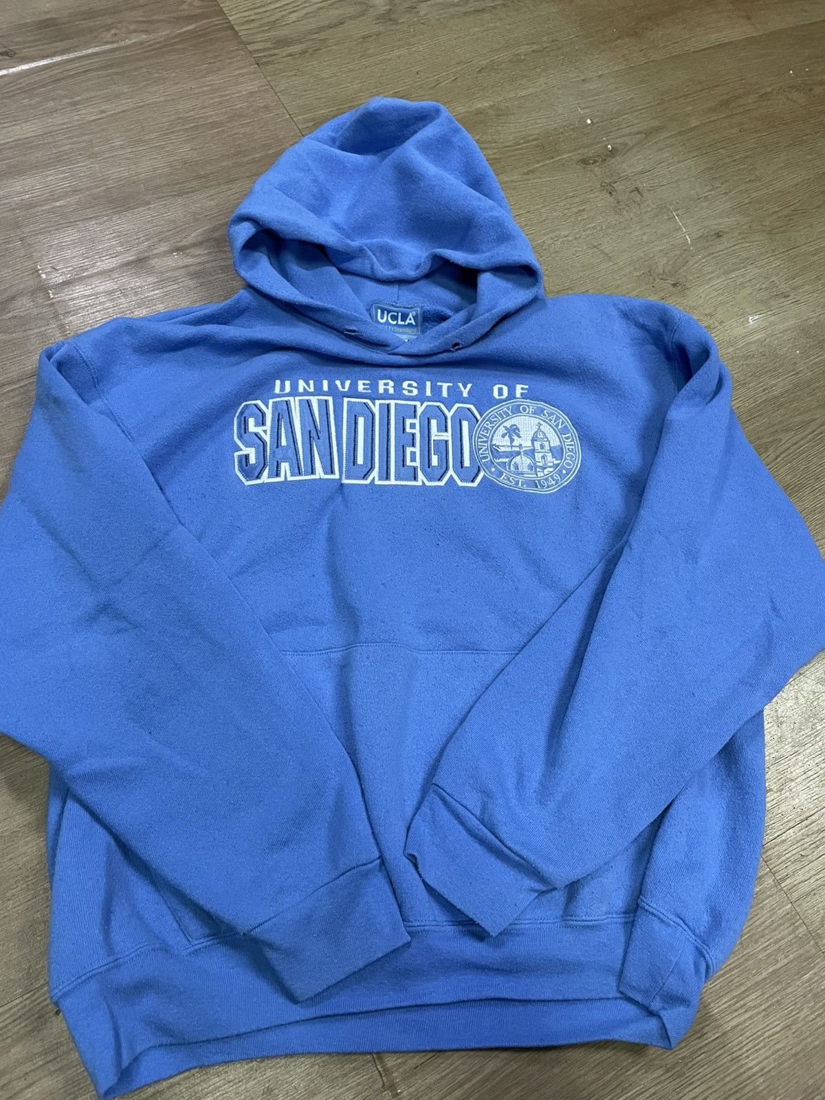 Vintage University Of San Diego Hoodie Tag Ucla T-Shirts, Sweatshirt | PodTeesHub.com