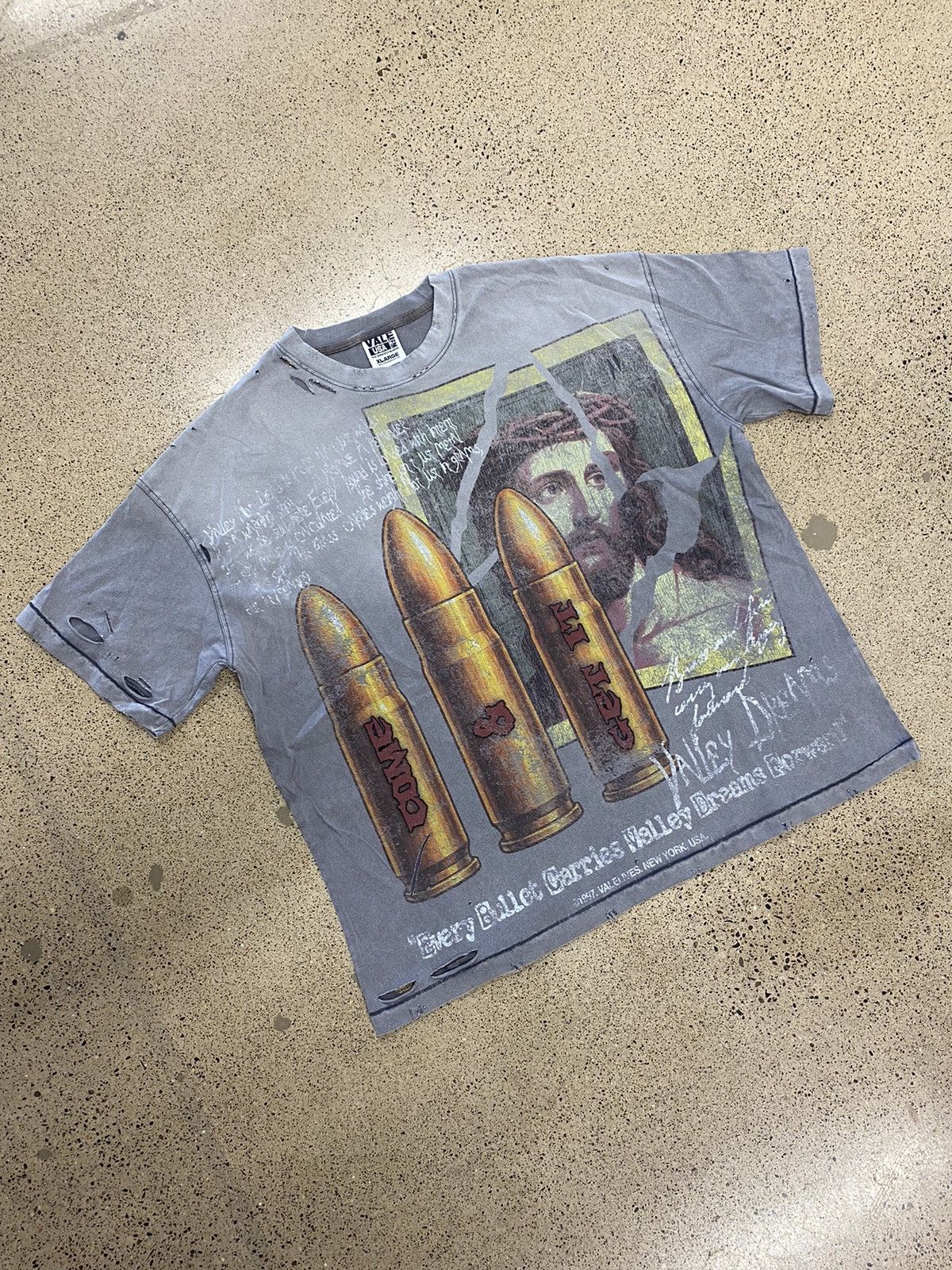 Vale Faith Thrashed Tee Hoodie, Sweatshirt | PodTeesHub.com