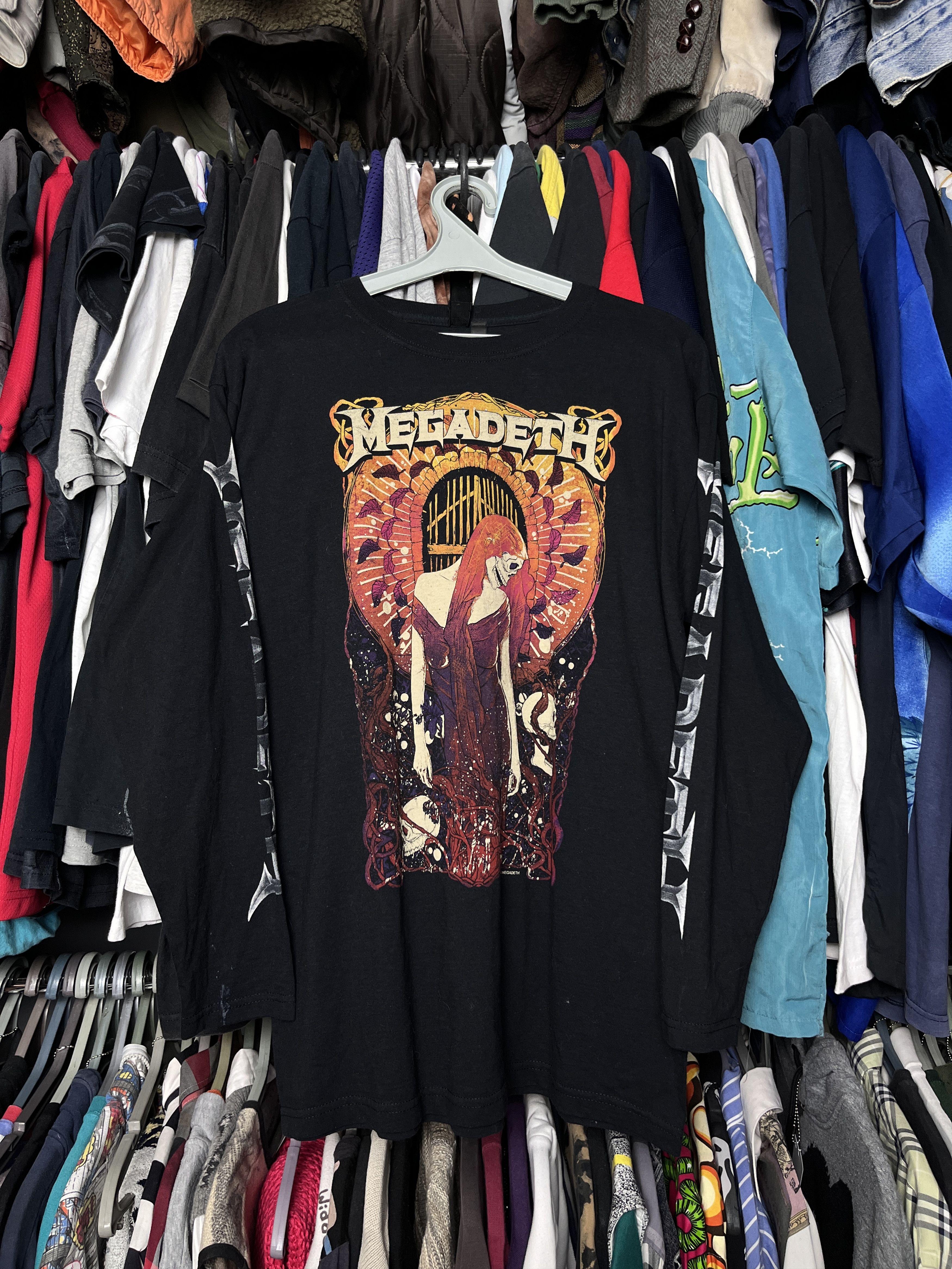 Band Tees Megadeth Vintage Y2k Rare Faded Long Sleeve T Shirt 1331 Hoodie, Sweatshirt | PodTeesHub.com