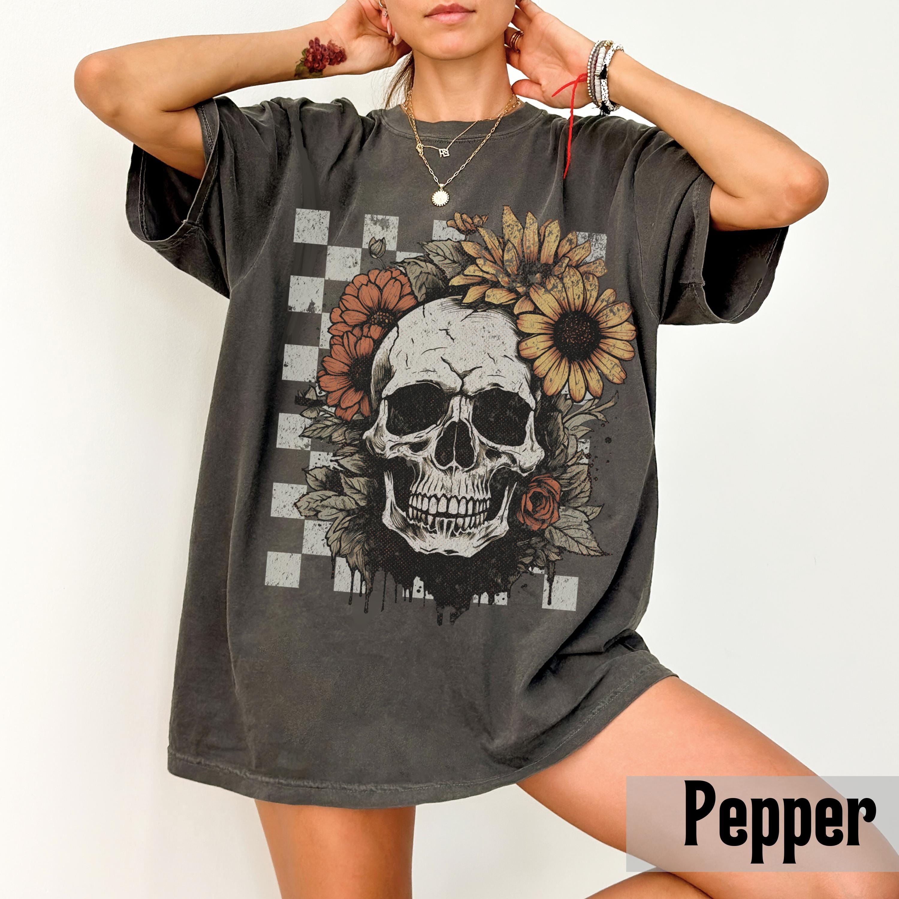 Boho Skull Comfort Colors Vintage Grunge Skull Retro Summerween Spooky Floral (1)