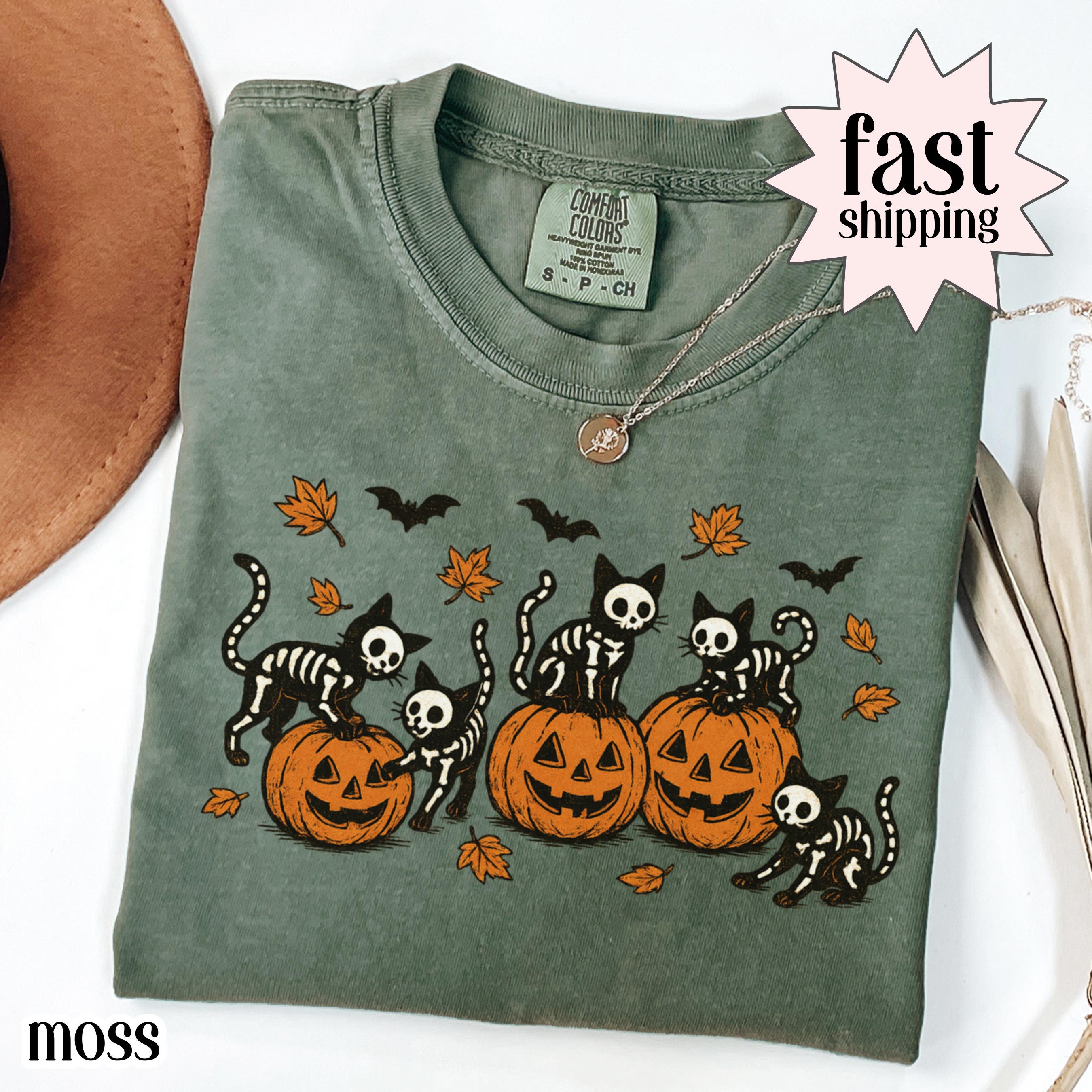Comfort Colors Black Cat Pumpkin Halloween Spooky Season Vintage Autumn Tee Cat Retro Skeleton Cat Lover (1)