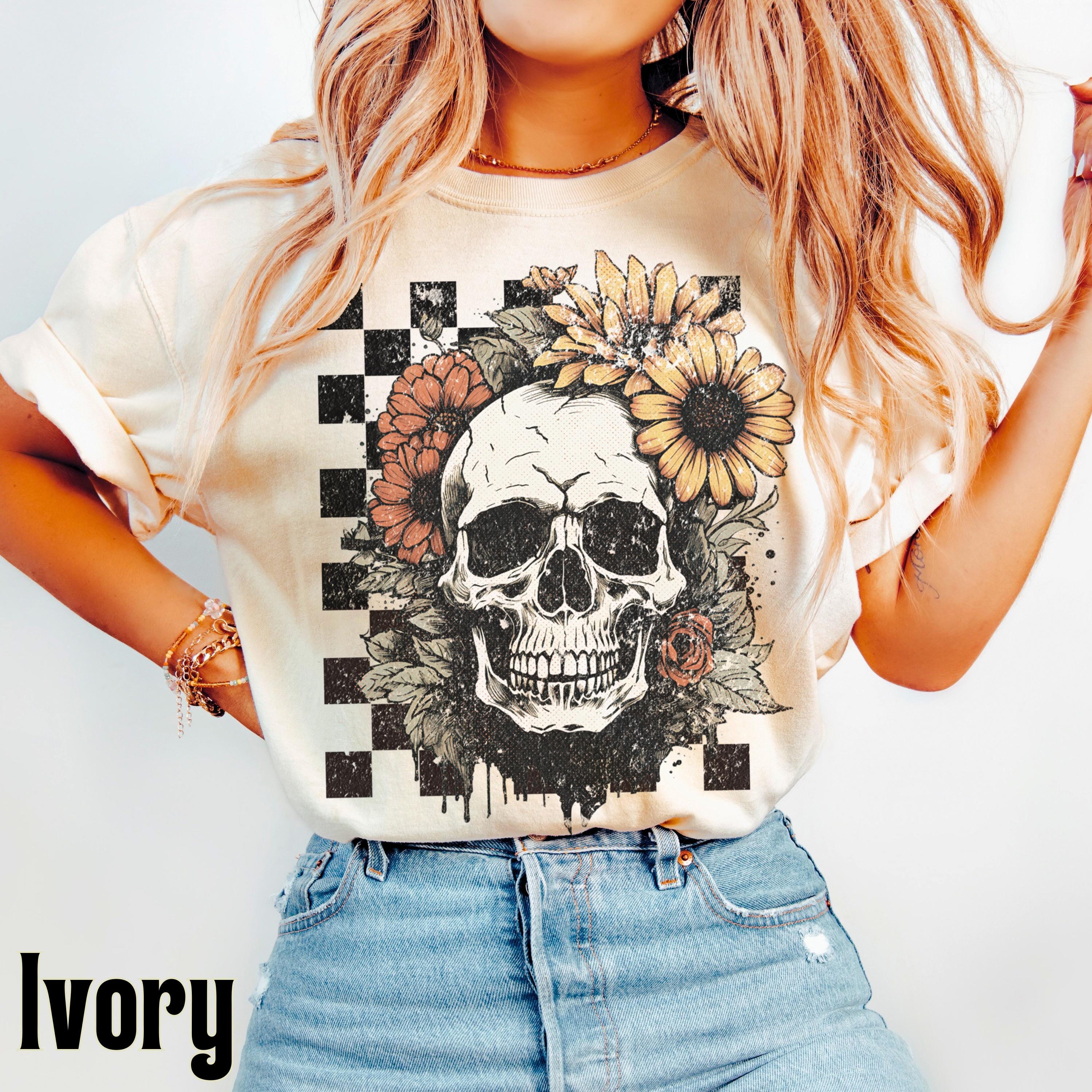 Boho Skull Comfort Colors Vintage Grunge Skull Retro Summerween Spooky Floral (4)