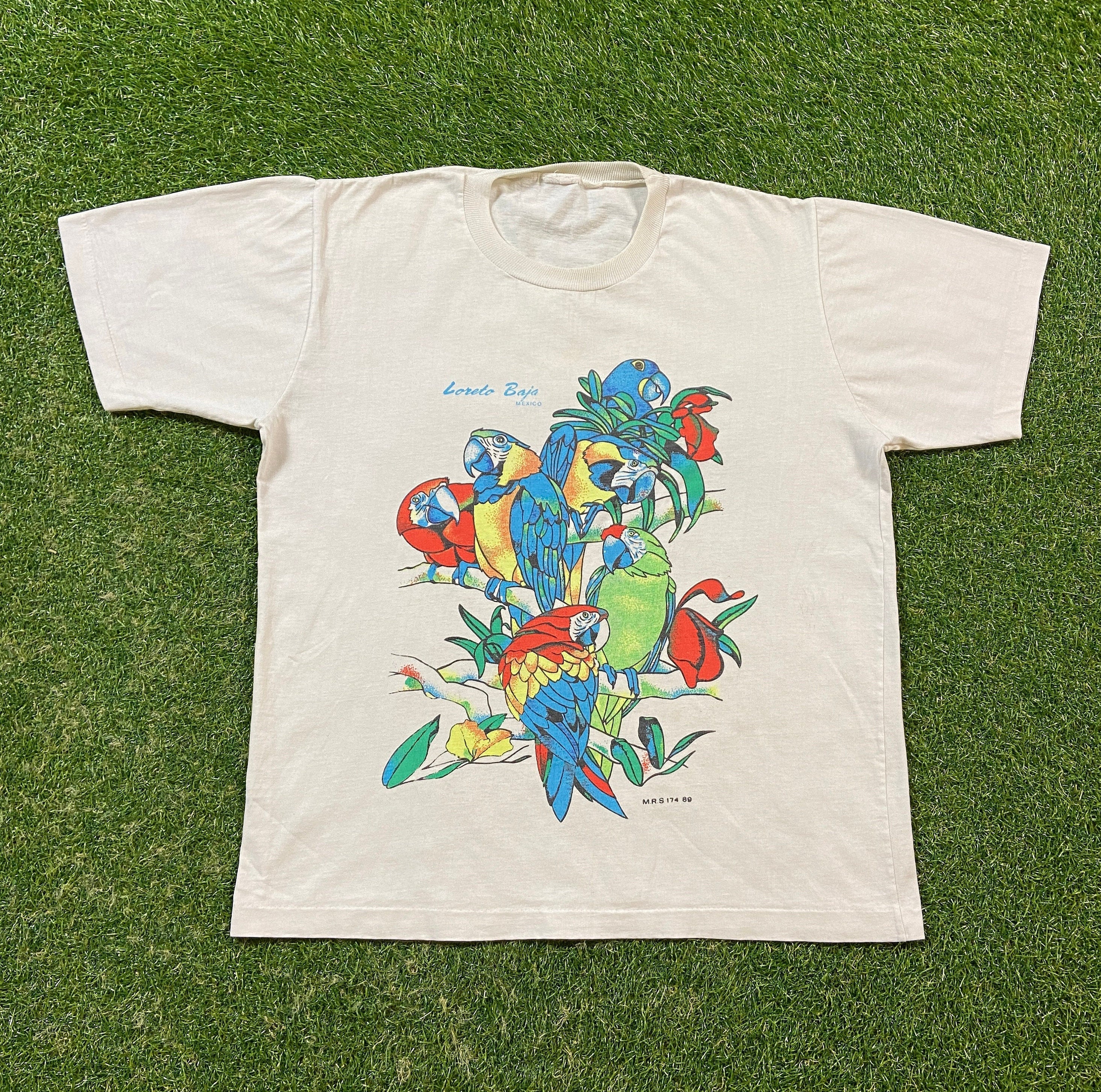 Vintage Loreto Baja Mexico Tee Size Small Cancun Mexico Party Vacation Beach Caribbean 1990s 90s Parrots Birds (1)