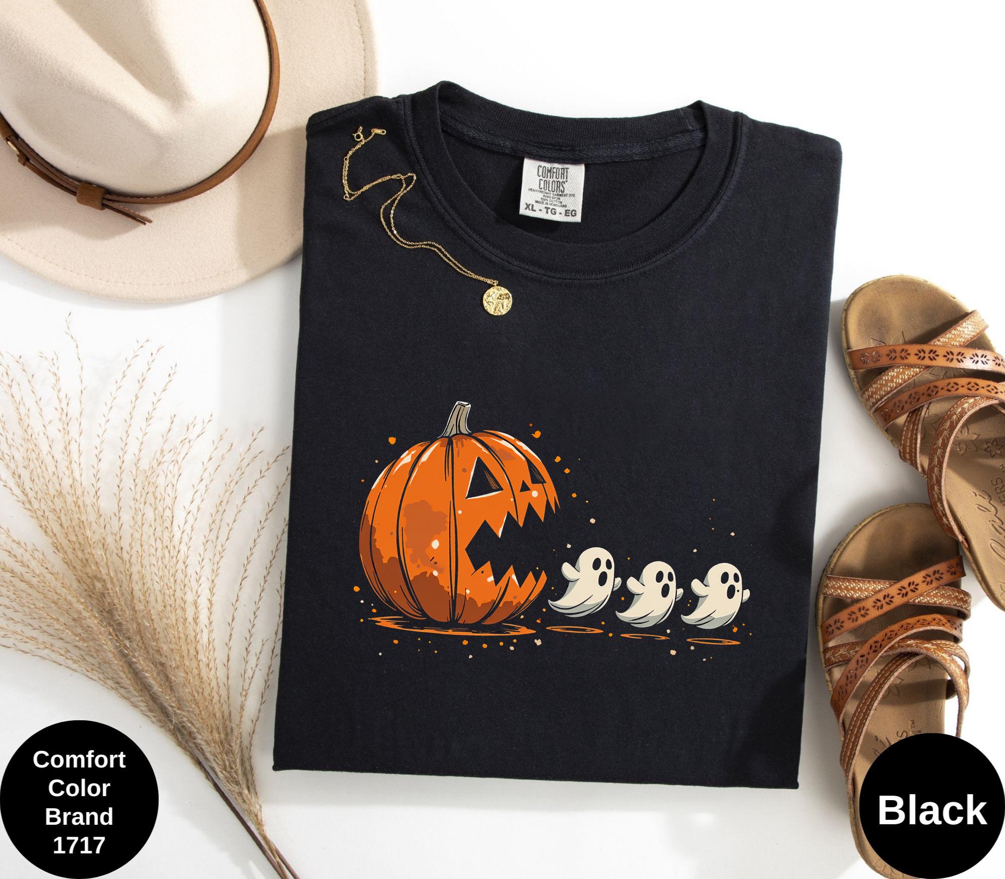 Comfort Colors Halloween Vintage Pumpkin Ghosts Spooky Season (1)