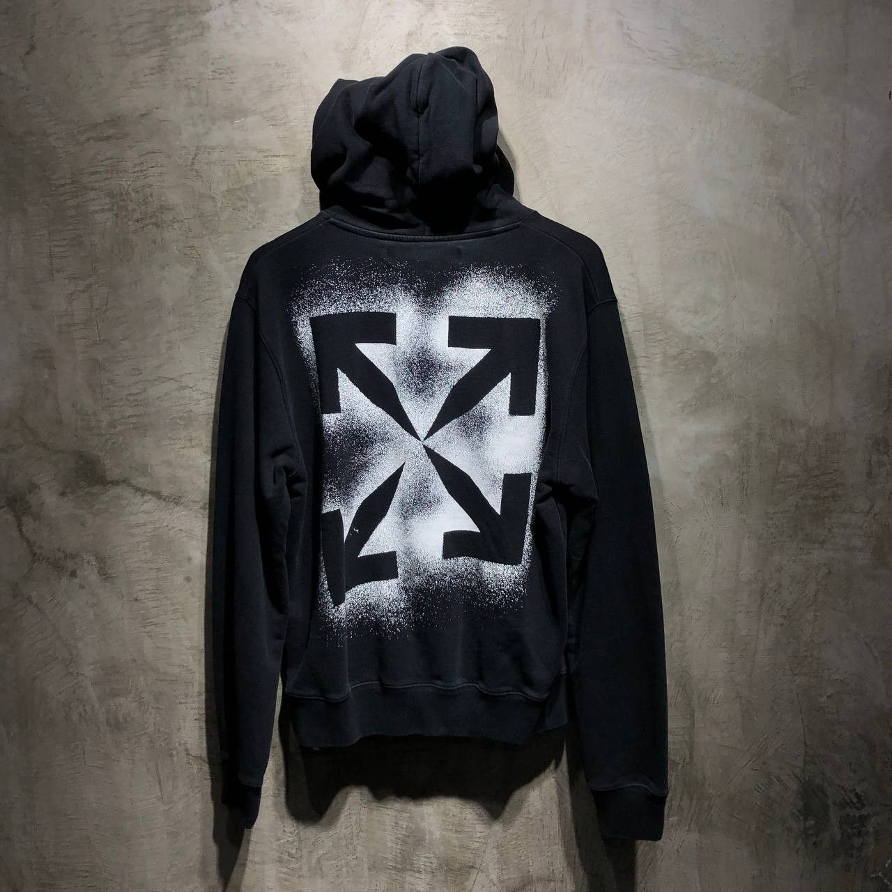 White Off White Stencil Arrows Pullover Hoodie T-Shirts, Sweatshirt | PodTeesHub.com