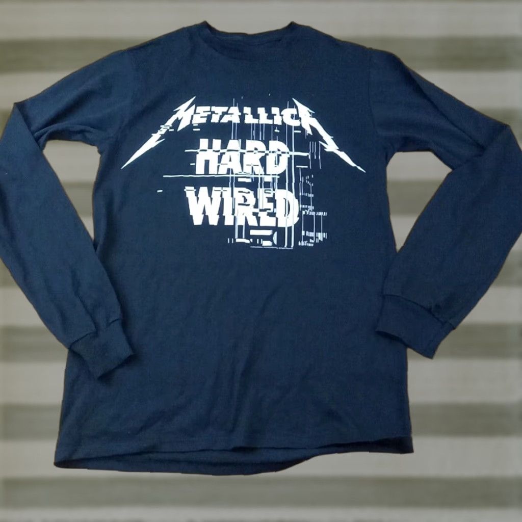 Vintage Metallica Shirt Long Sleeve Mens Small Black 2016 Hard Wired Hoodie, Sweatshirt | PodTeesHub.com